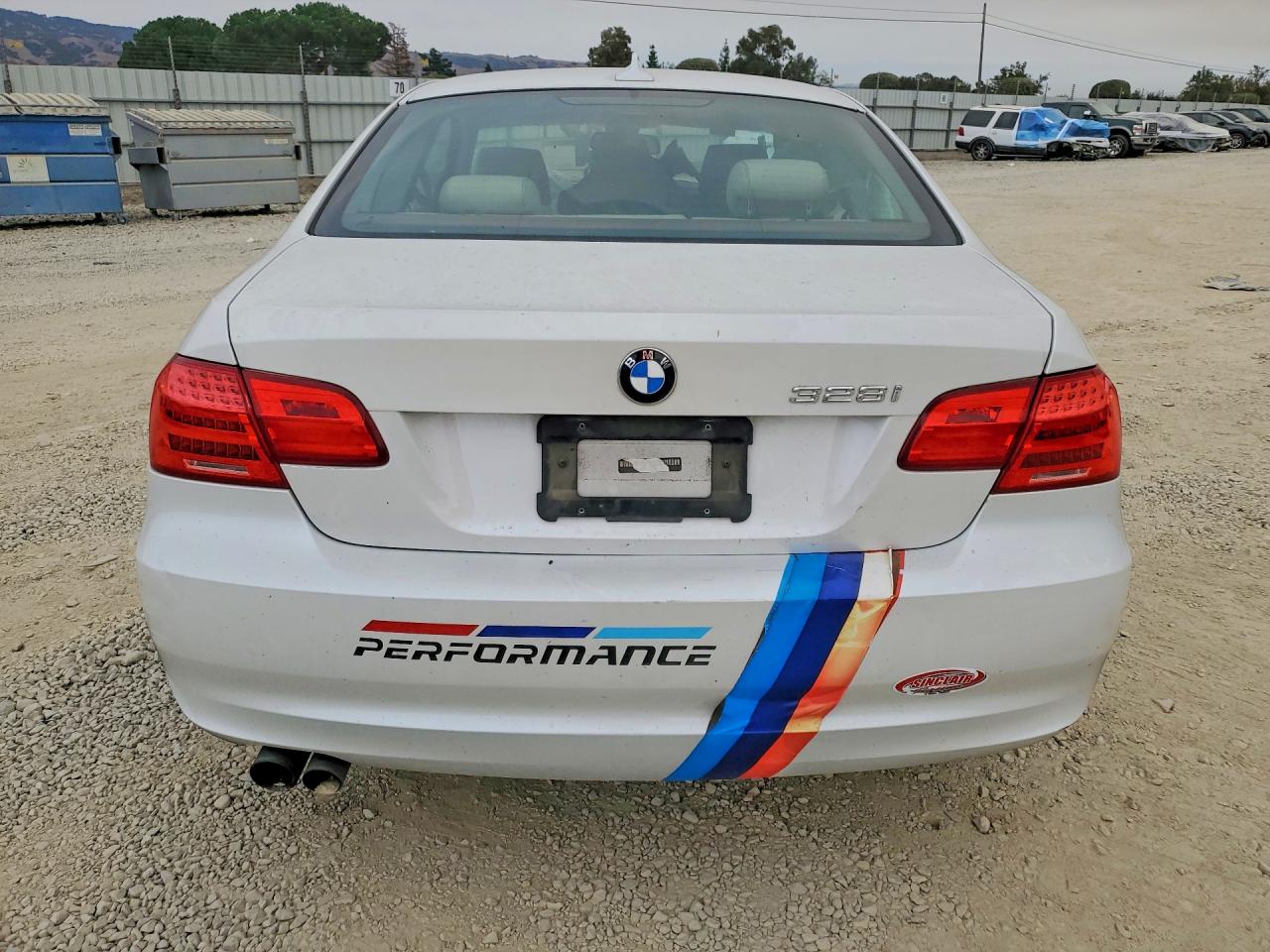 2011 Bmw 328 I Sulev White vin: WBAKE5C54BE574294