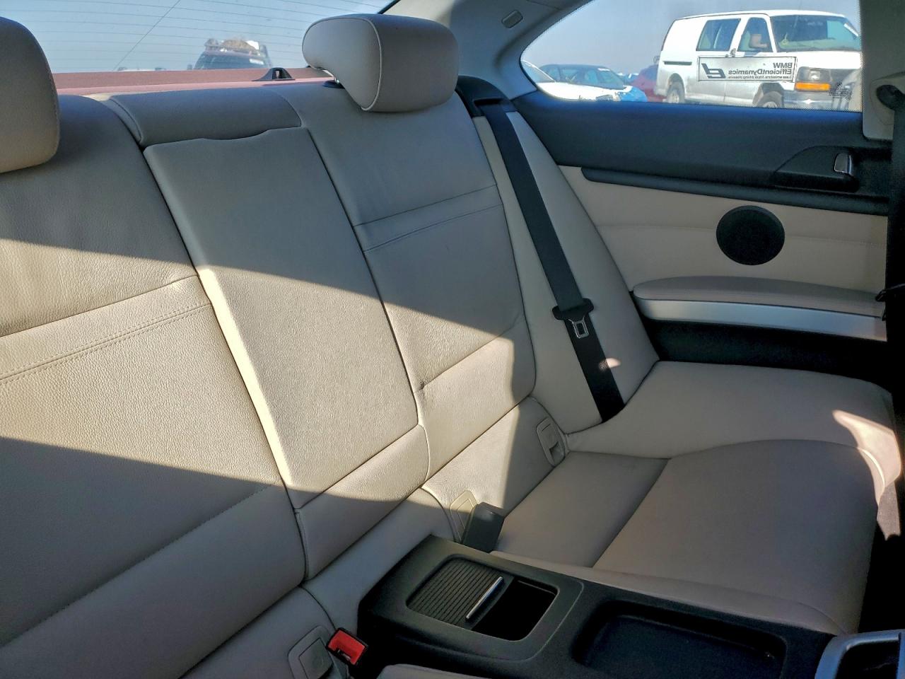 2011 Bmw 328 I Sulev Белый vin: WBAKE5C55BE573008