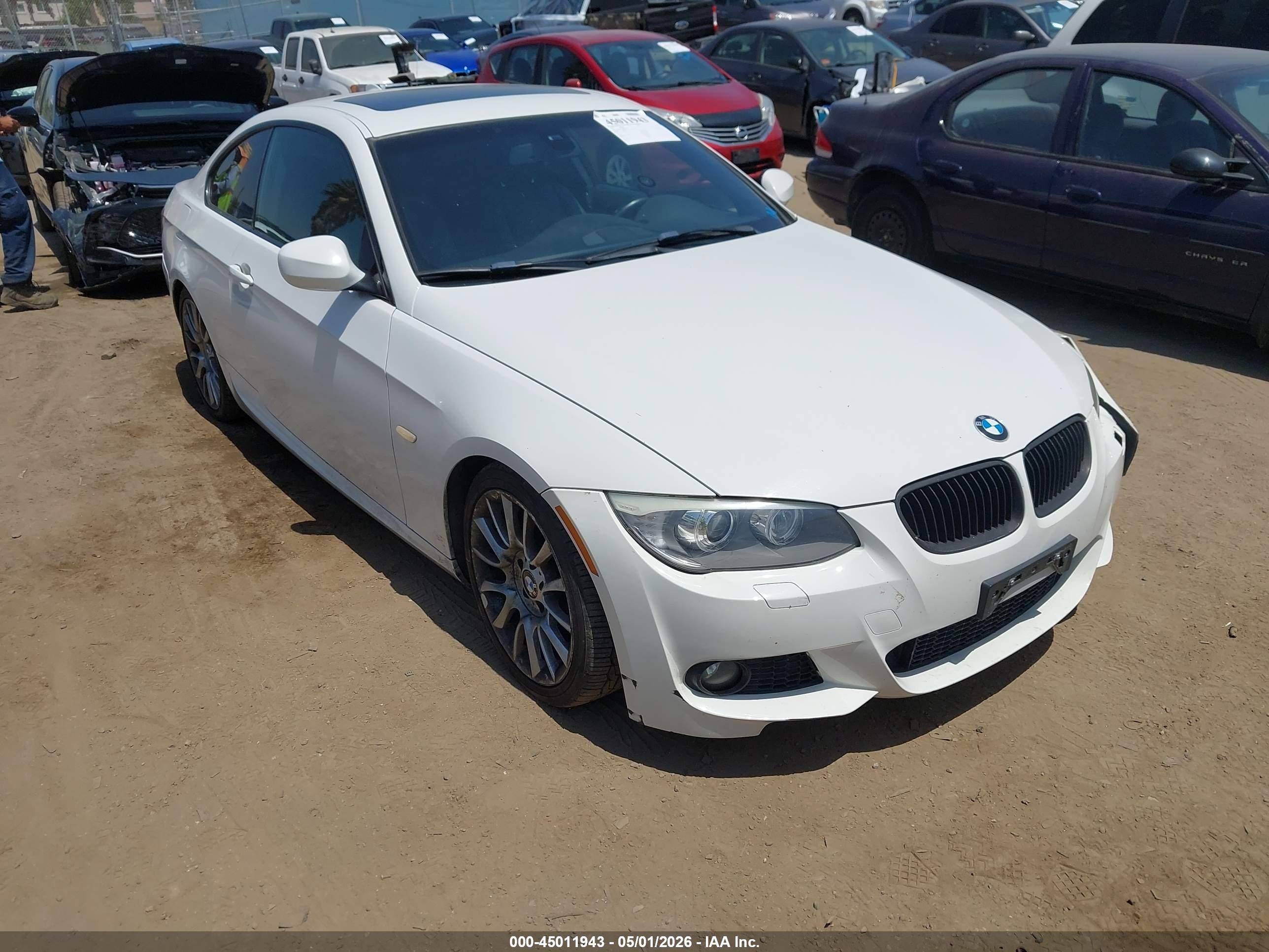 2012 Bmw 328i   White vin: WBAKE5C59CJ106201