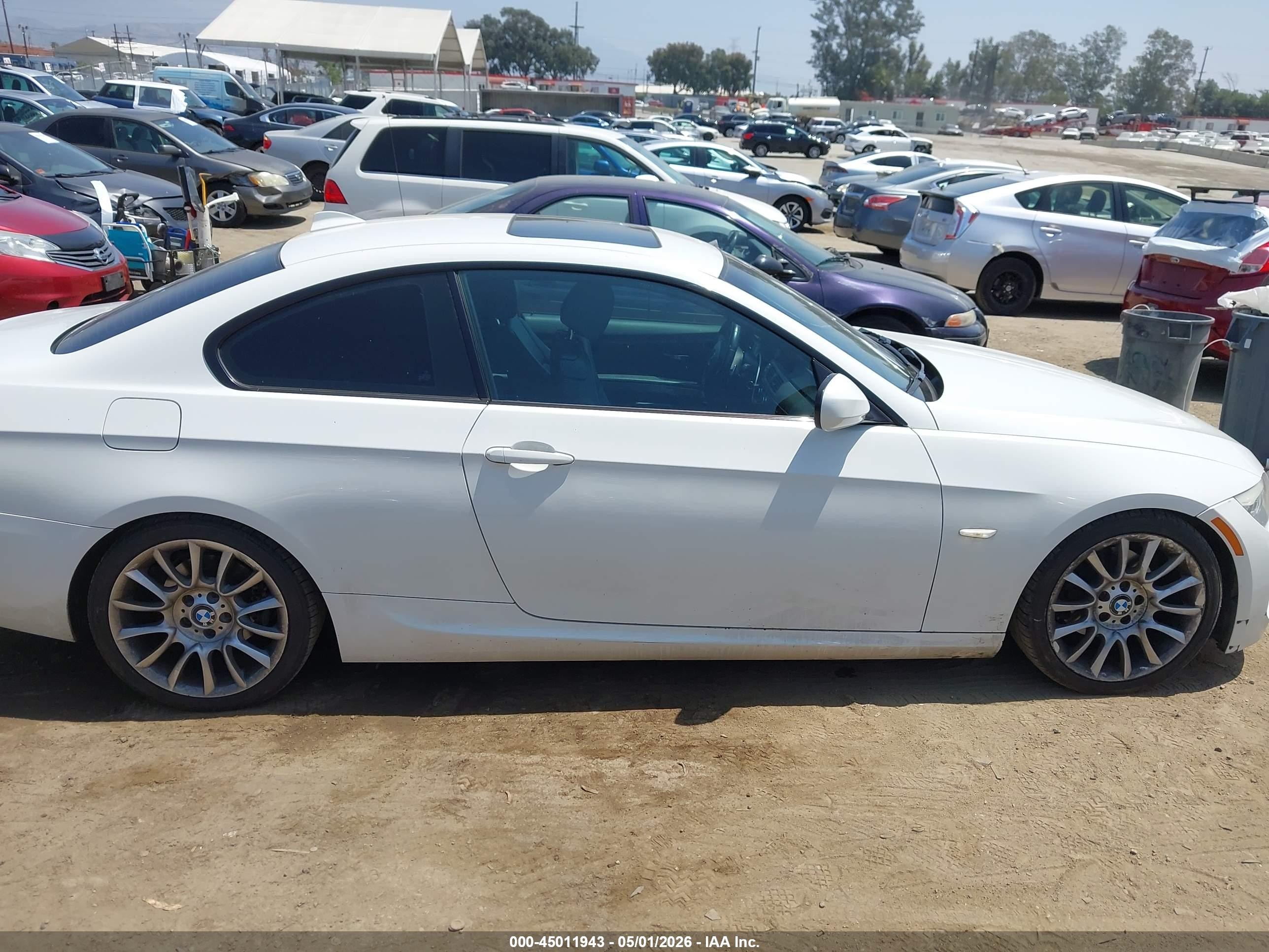 2012 Bmw 328i   White vin: WBAKE5C59CJ106201