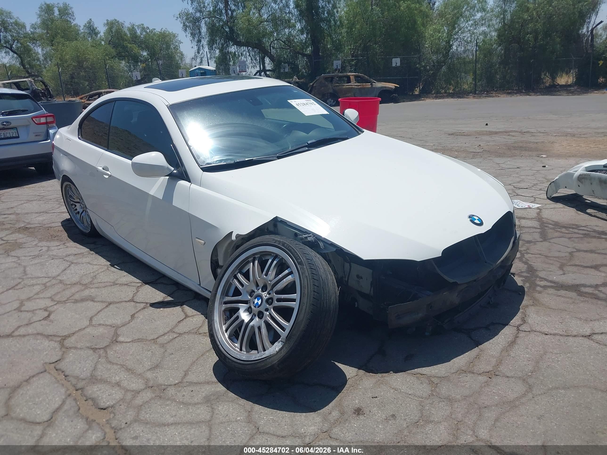 2012 Bmw 328i   White vin: WBAKE5C5XCE755871