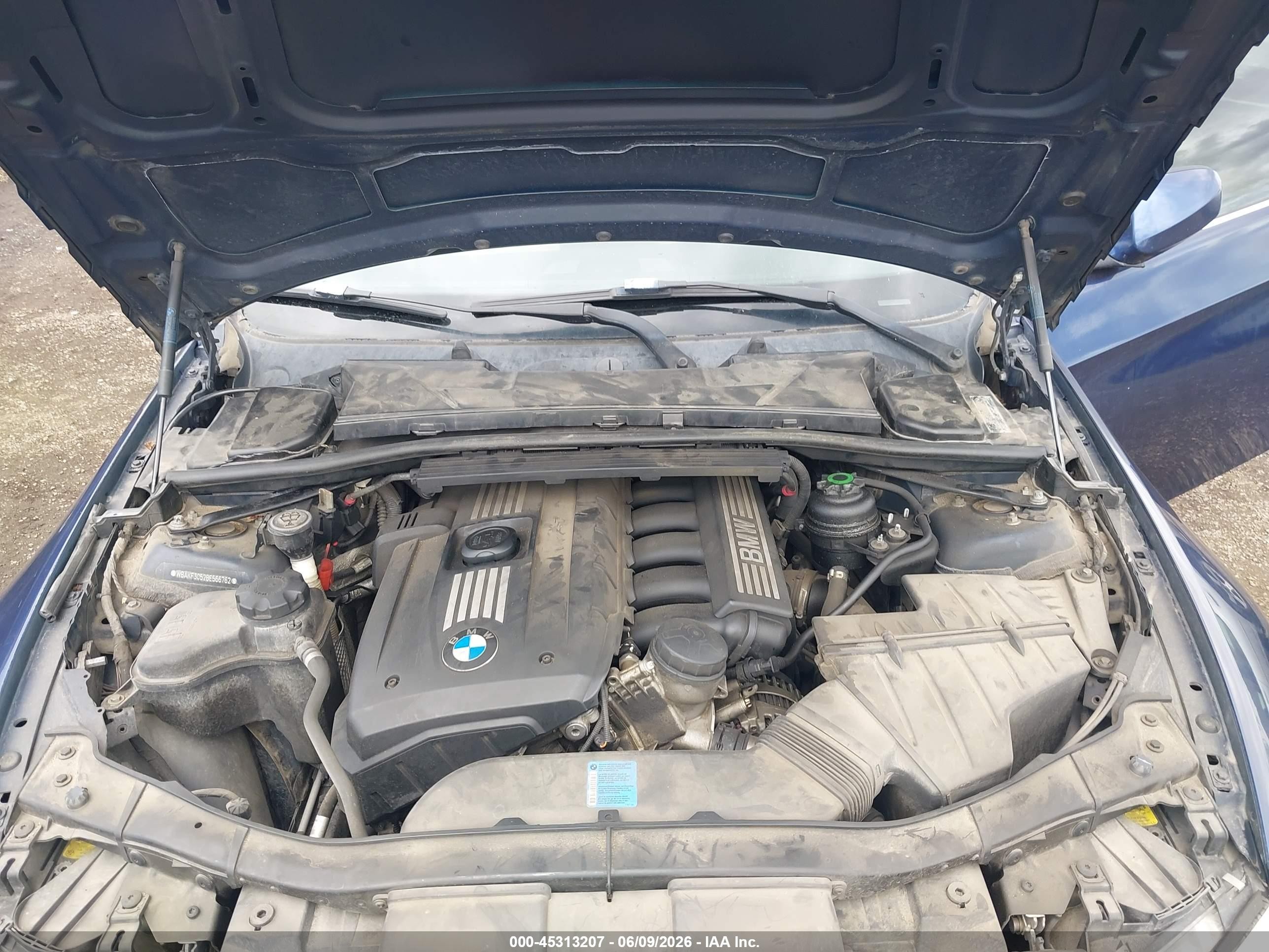 2011 Bmw 328i Xdrive Blue vin: WBAKF3C52BE566762