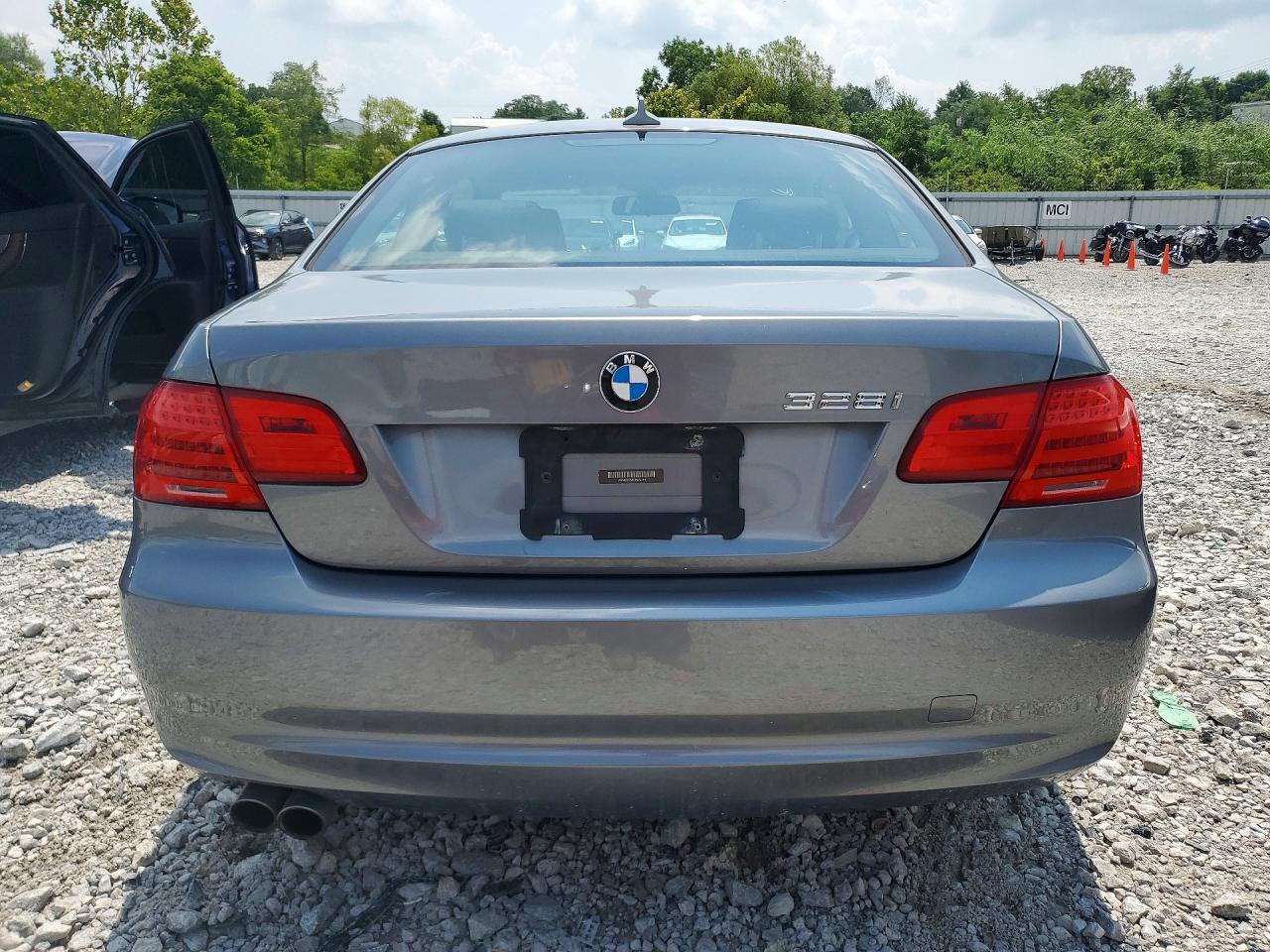 2012 Bmw 328 Xi Silver vin: WBAKF3C58CE974751