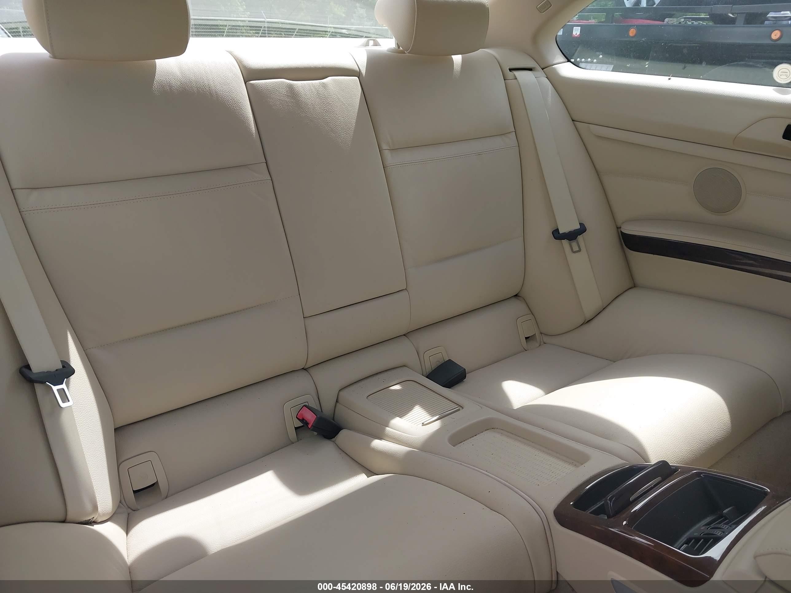 2011 Bmw 328i Xdrive White vin: WBAKF5C50BE655743