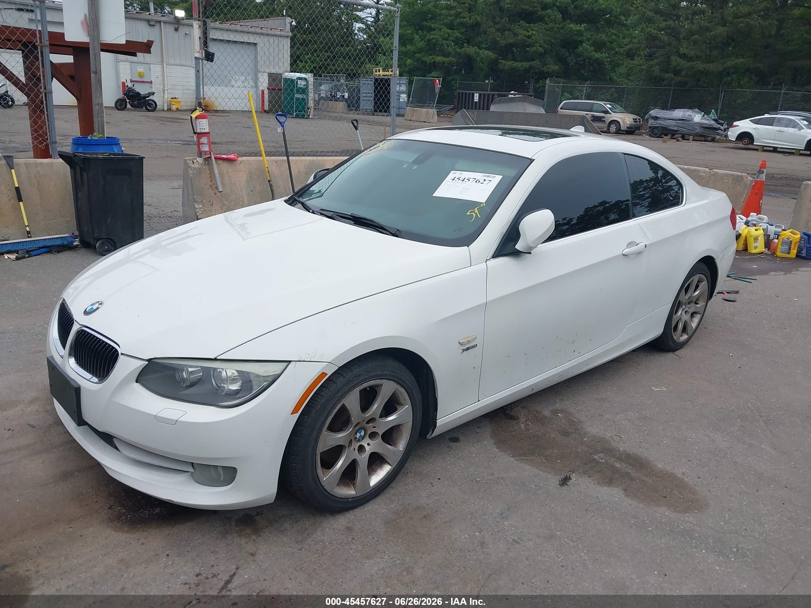 2011 Bmw 328i Xdrive White vin: WBAKF5C50BE655998