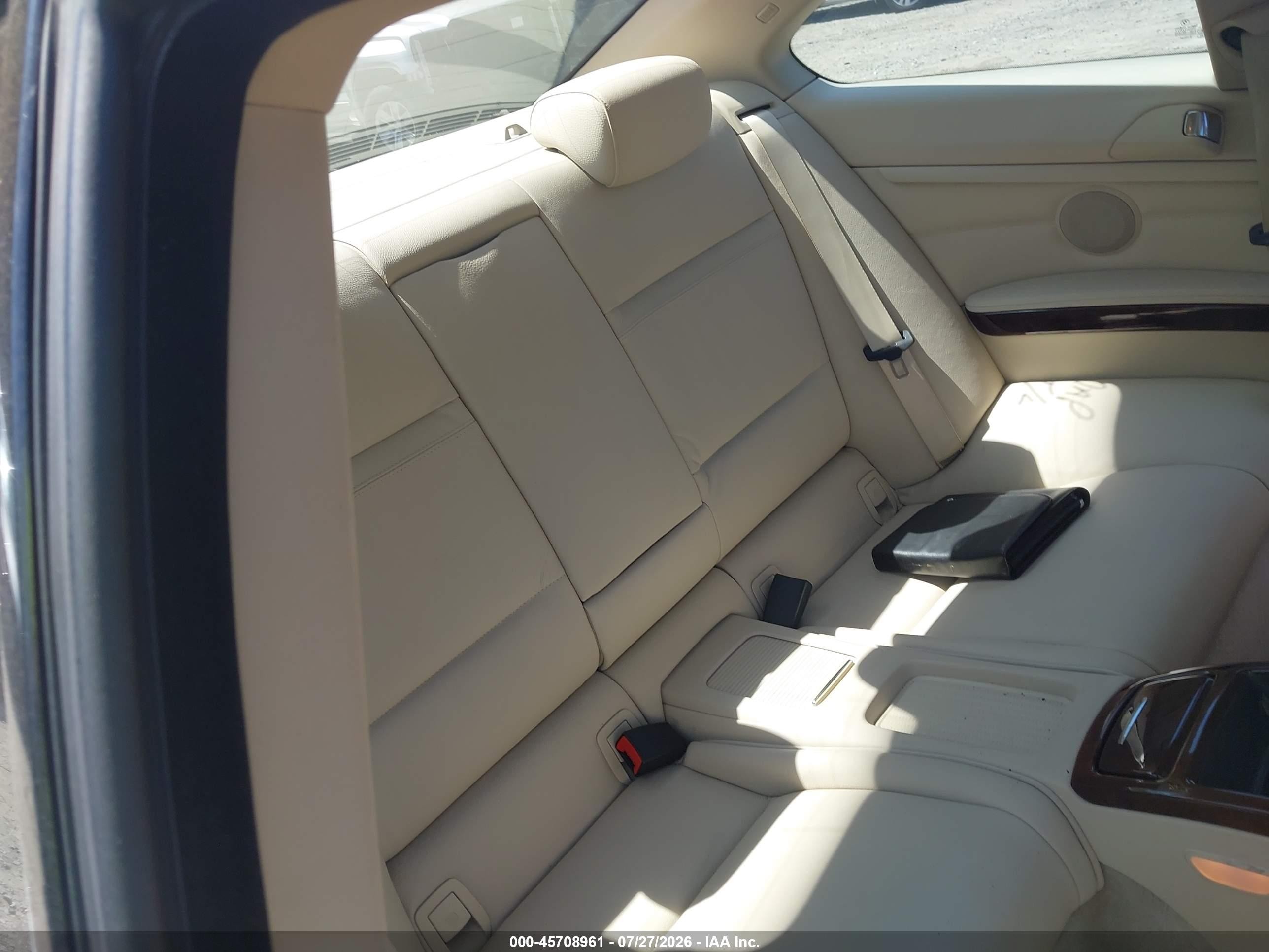 2011 Bmw 328i Xdrive White vin: WBAKF5C52BE586571
