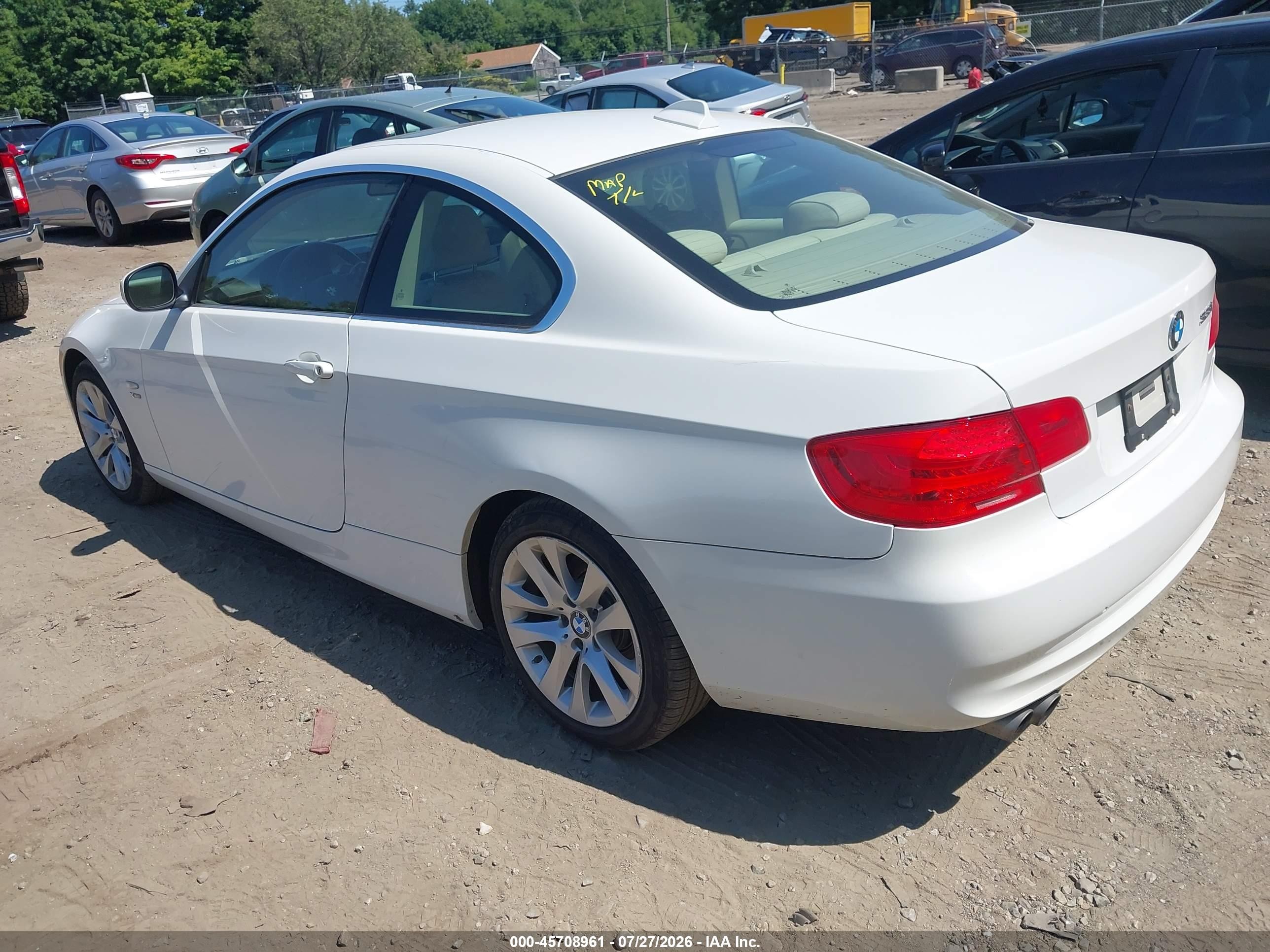 2011 Bmw 328i Xdrive White vin: WBAKF5C52BE586571