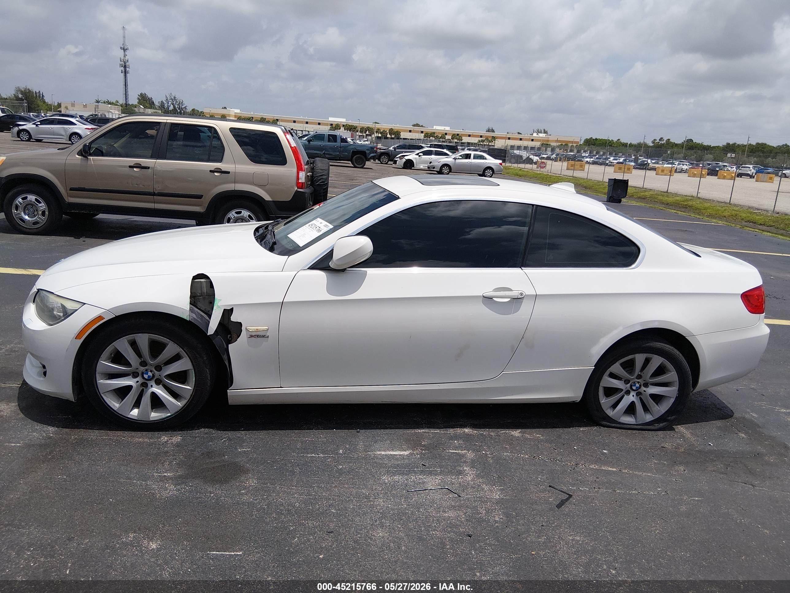 2012 Bmw 328i Xdrive White vin: WBAKF5C52CE656684
