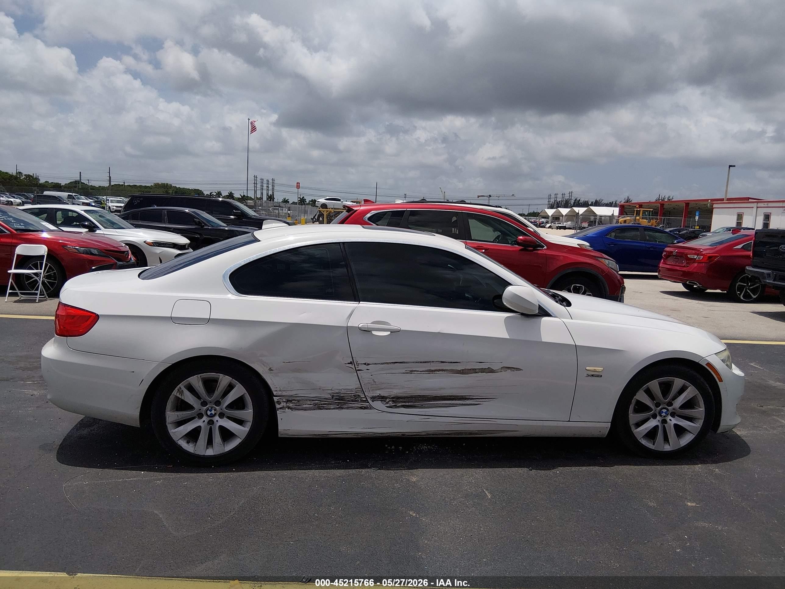 2012 Bmw 328i Xdrive White vin: WBAKF5C52CE656684