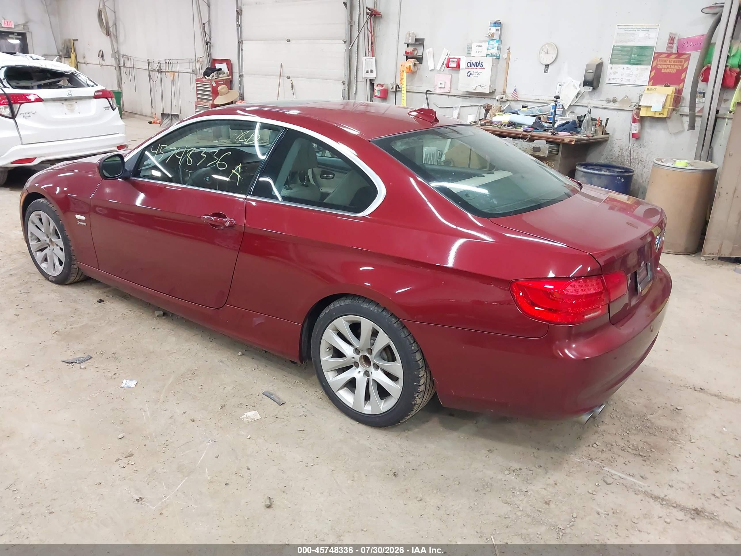 2011 Bmw 328i Xdrive Red vin: WBAKF5C54BE586961