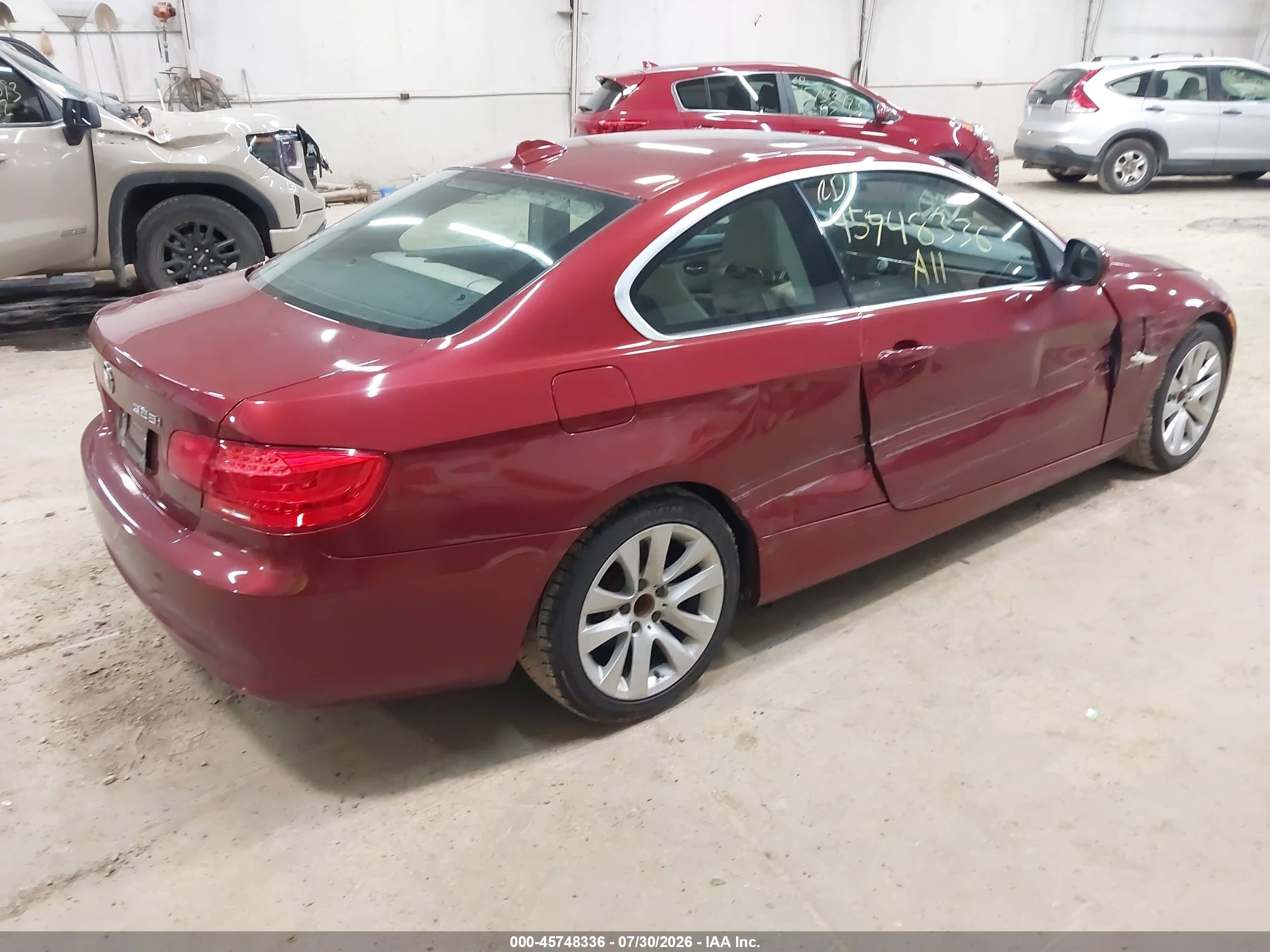 2011 Bmw 328i Xdrive Red vin: WBAKF5C54BE586961