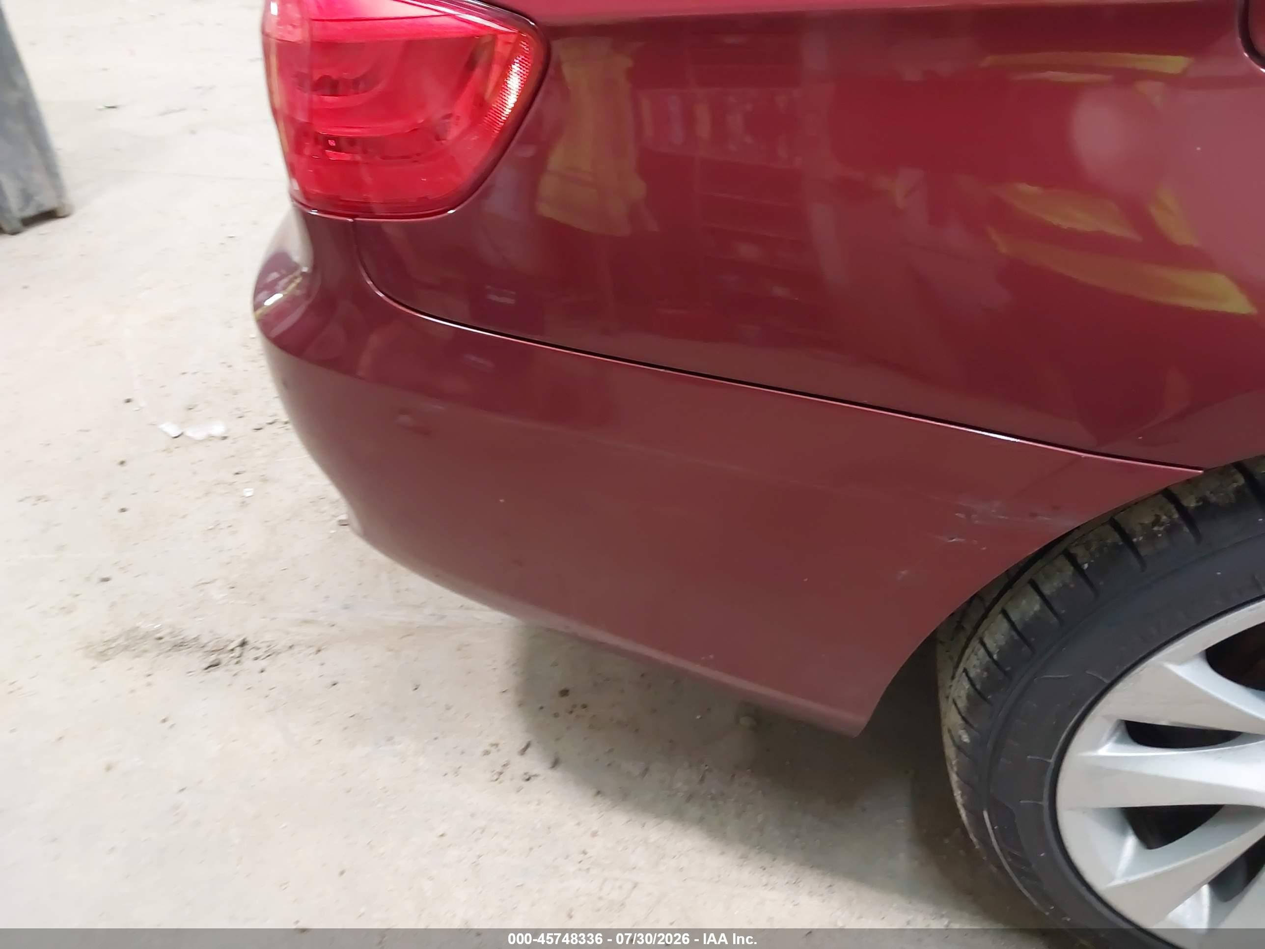 2011 Bmw 328i Xdrive Red vin: WBAKF5C54BE586961