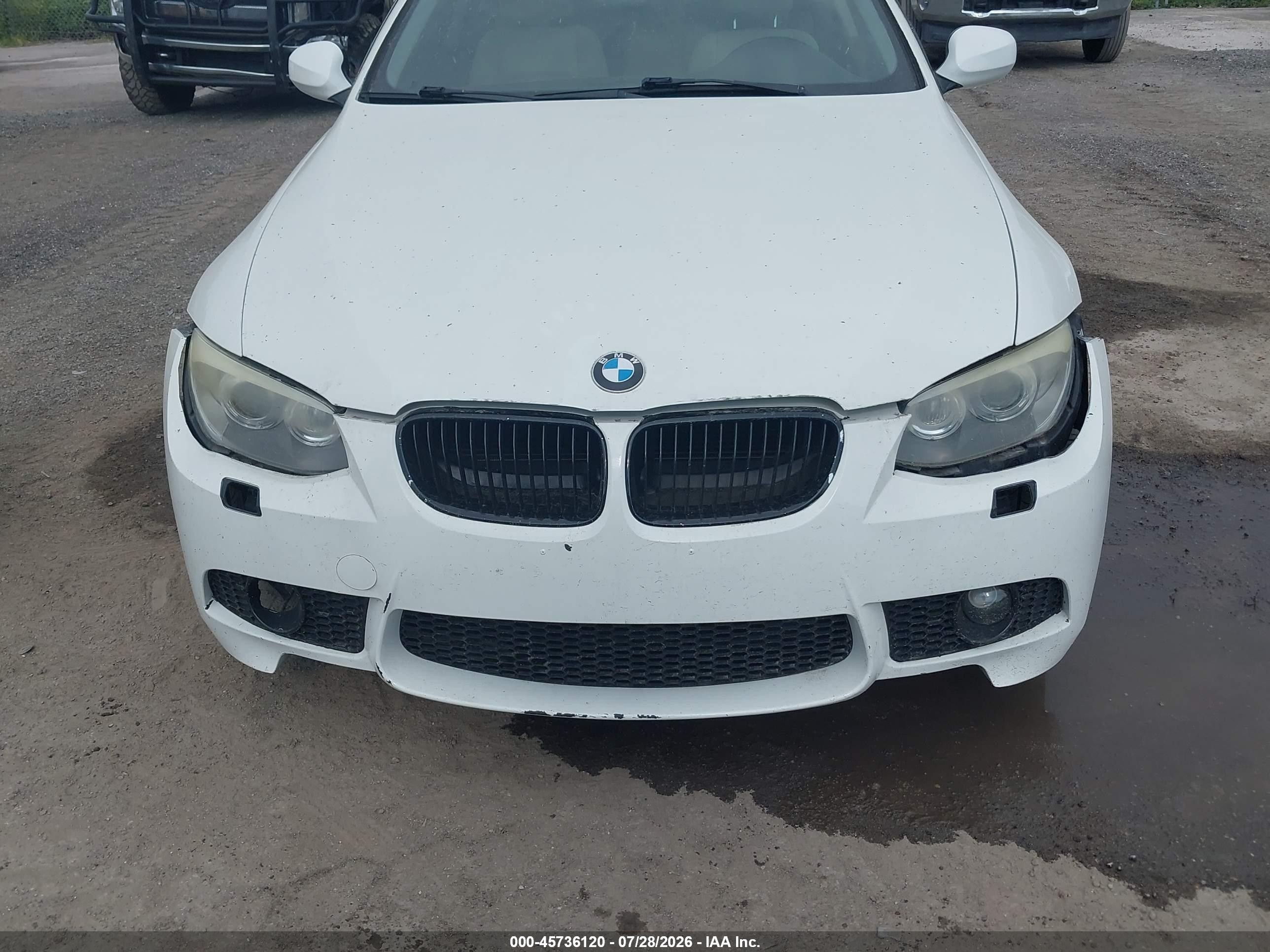 2011 Bmw 328i Xdrive Белый vin: WBAKF5C54BE655857