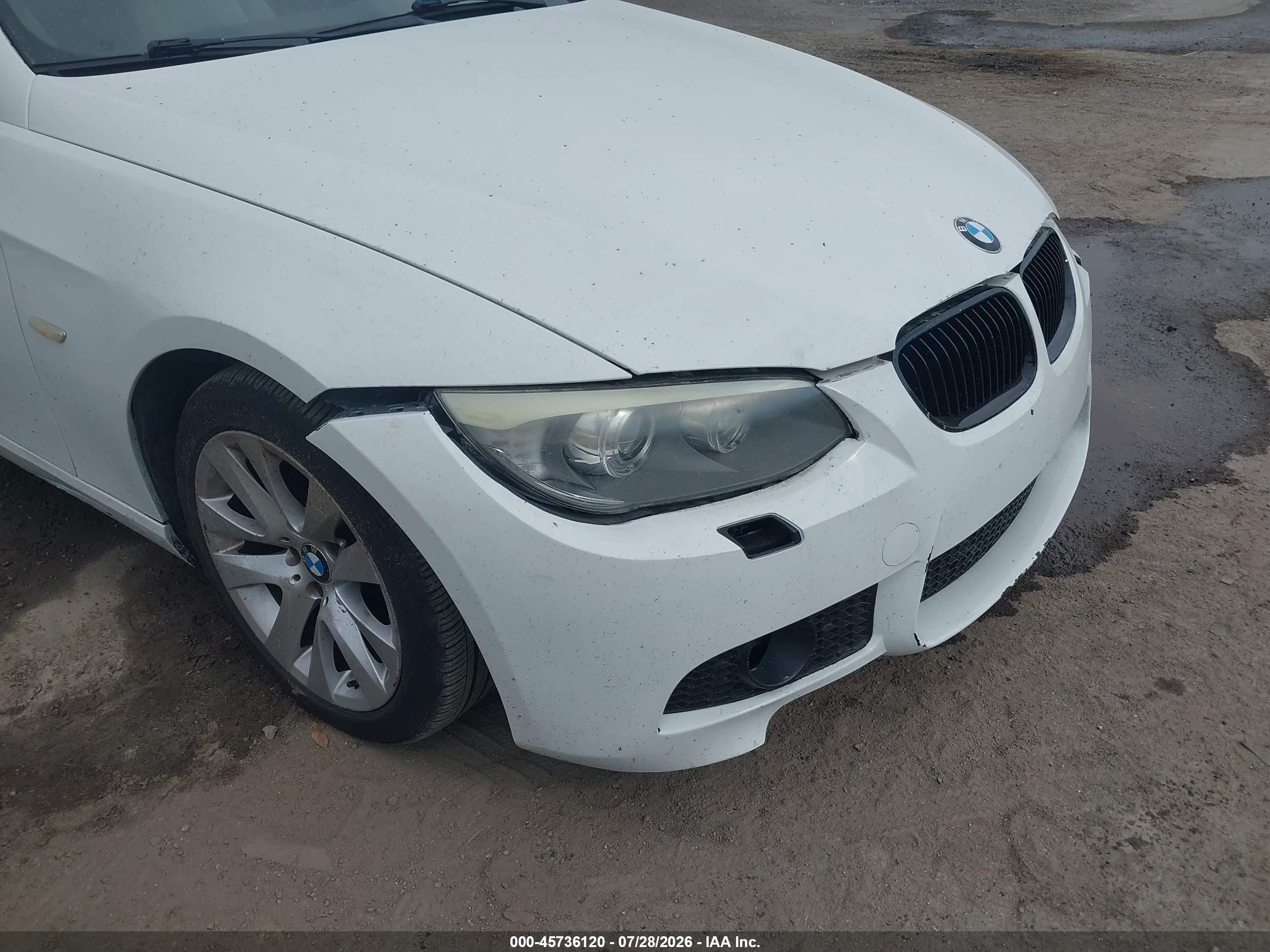 2011 Bmw 328i Xdrive Белый vin: WBAKF5C54BE655857