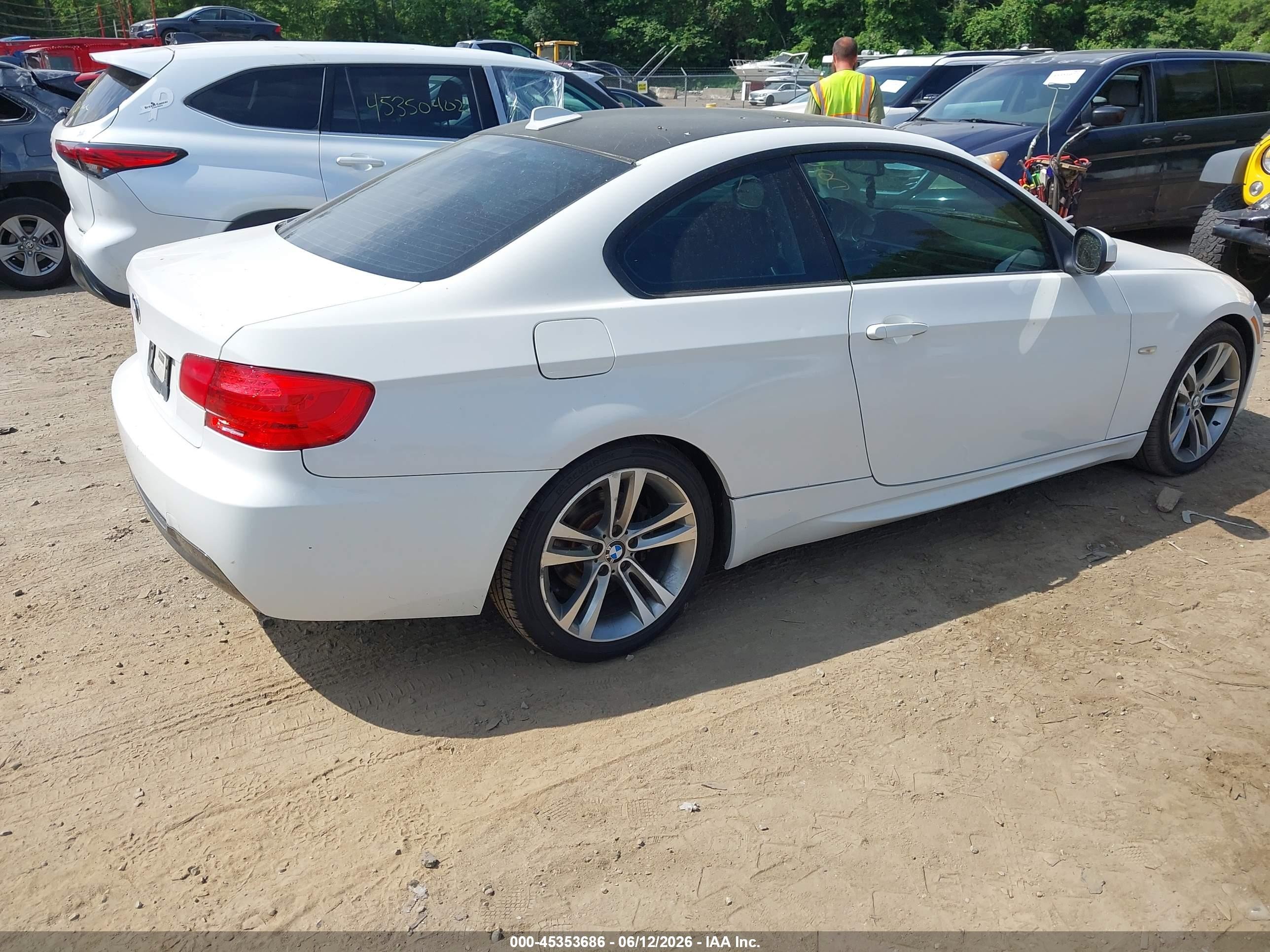2012 Bmw 328i Xdrive White vin: WBAKF5C58CE657385