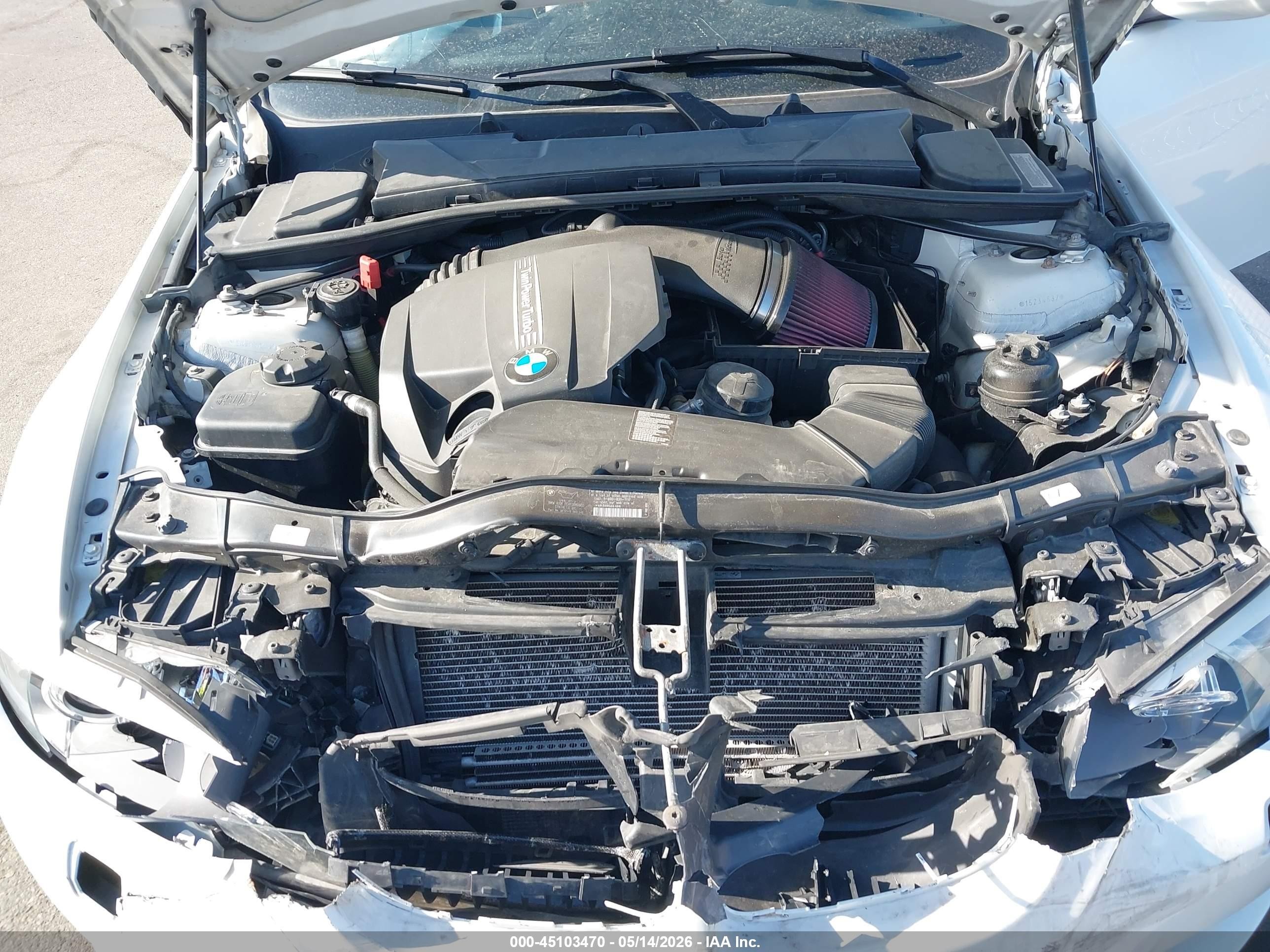 2011 Bmw 335i Xdrive White vin: WBAKF9C51BE672056