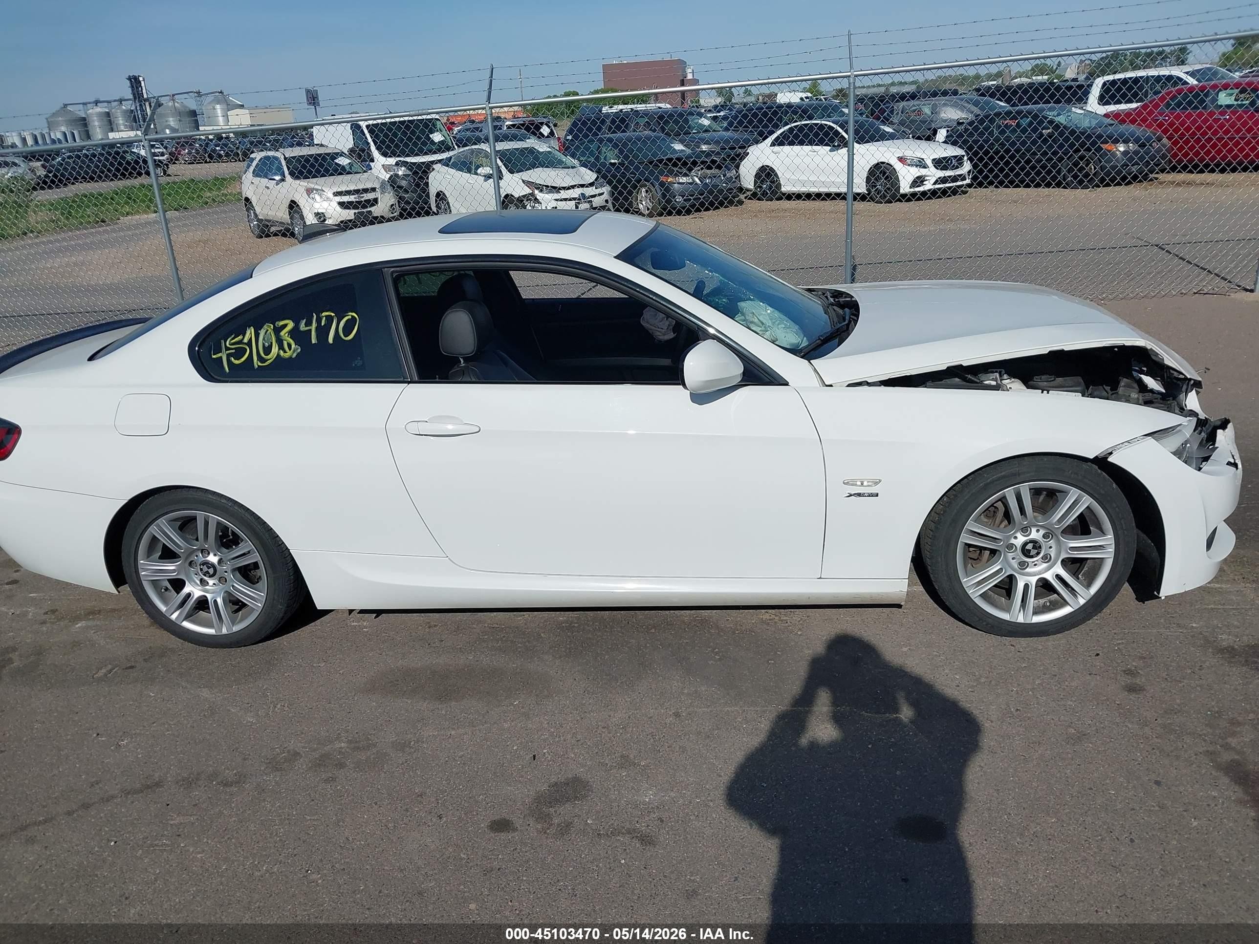 2011 Bmw 335i Xdrive White vin: WBAKF9C51BE672056