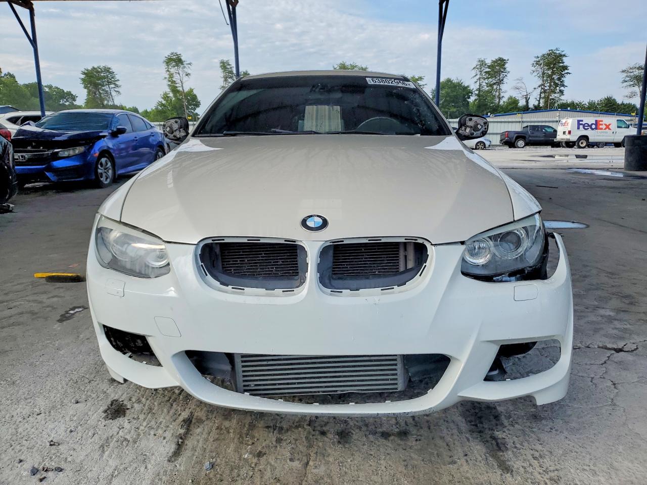 2011 Bmw 335 Xi White vin: WBAKF9C52BE620550