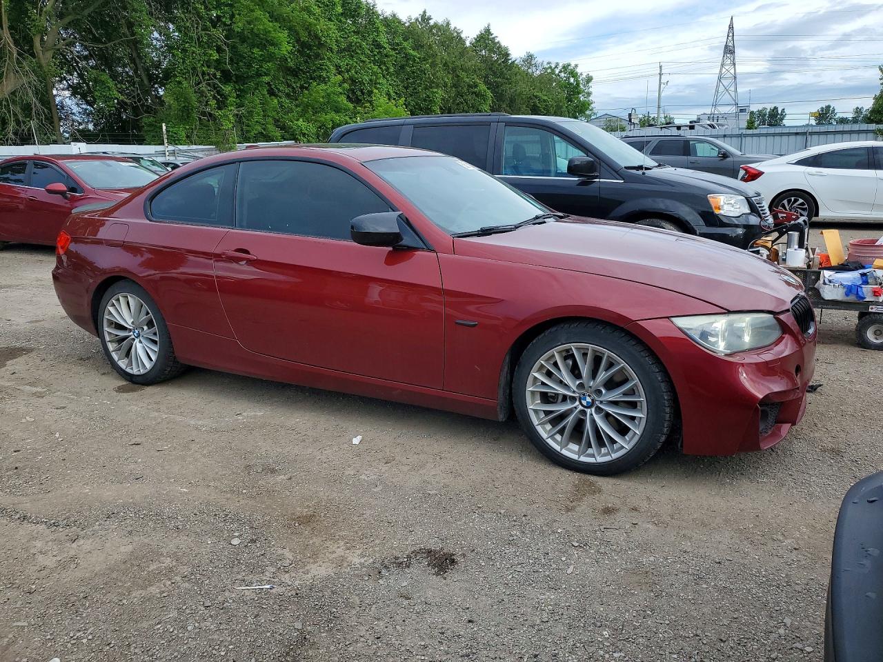 2011 Bmw 335 Xi Red vin: WBAKF9C59BE672175