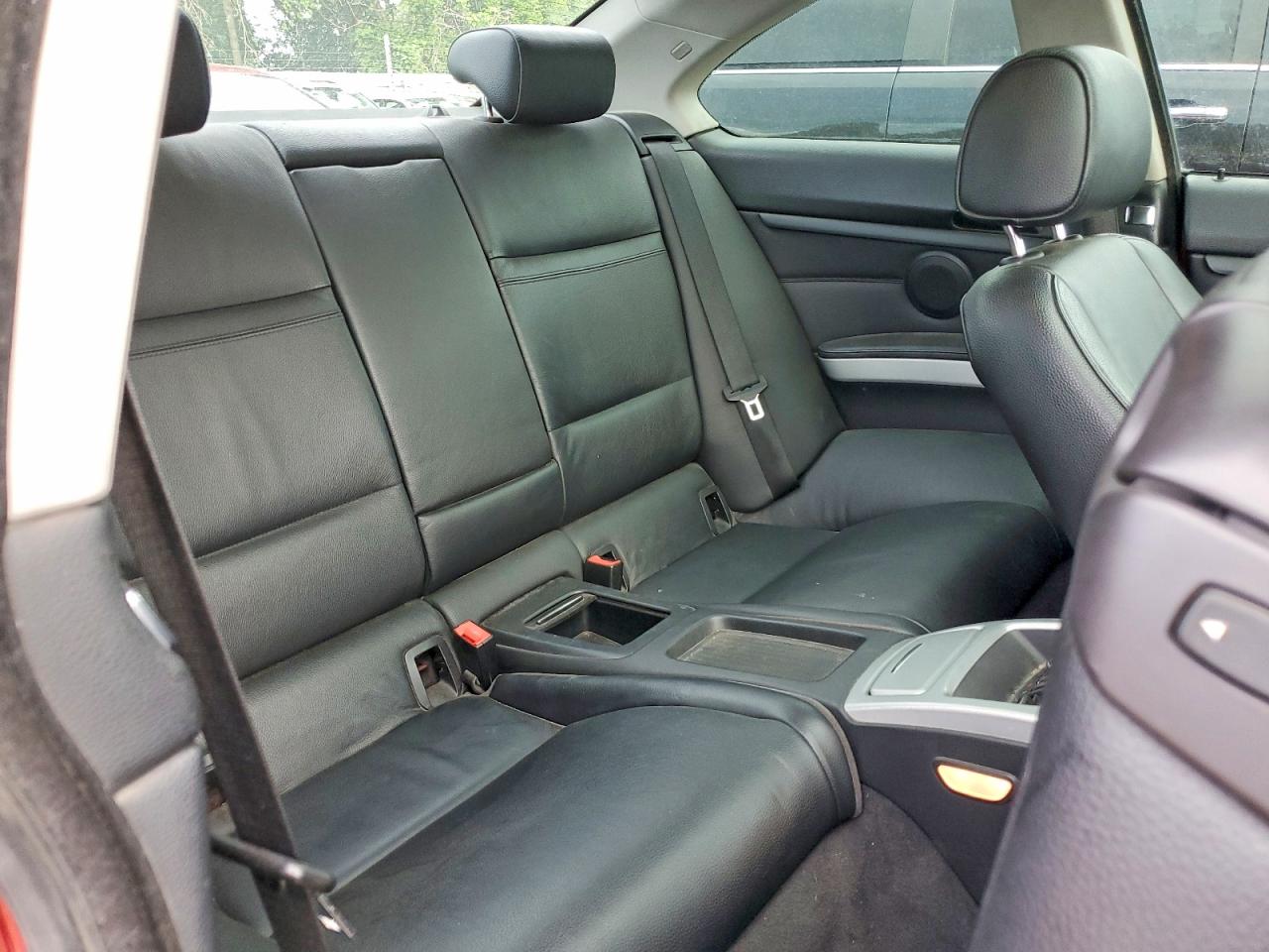 2011 Bmw 335 Xi Red vin: WBAKF9C59BE672175