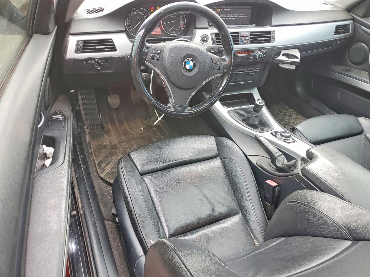 2011 Bmw 335 Xi Red vin: WBAKF9C59BE672175