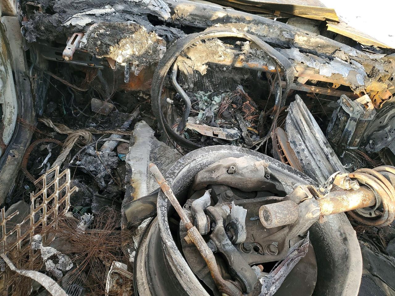 2011 Bmw 335 Is Burn vin: WBAKG1C58BE618039