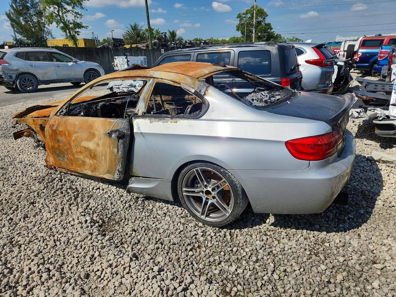 2011 Bmw 335 Is Burn vin: WBAKG1C58BE618039