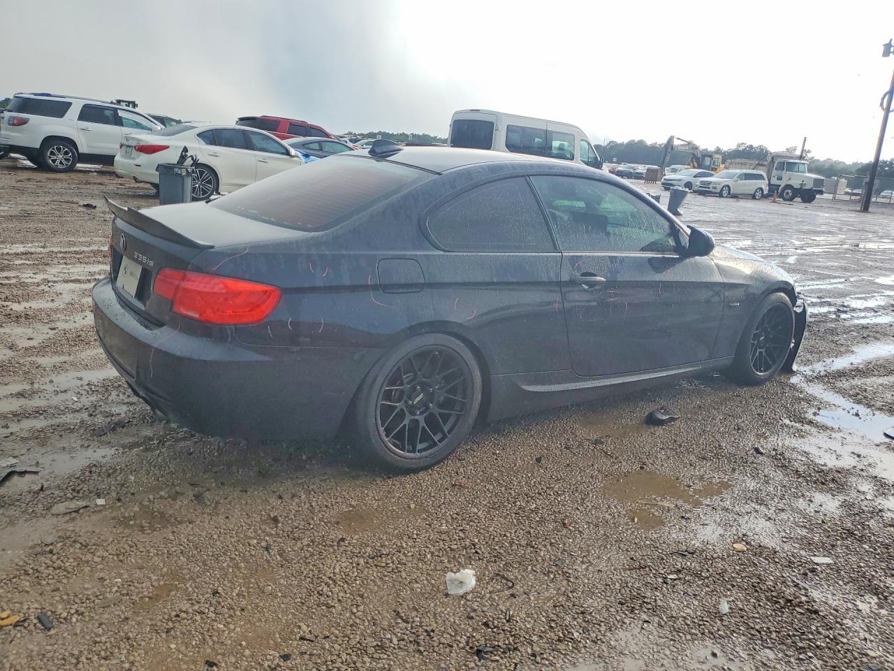 2011 Bmw 335 Is Черный vin: WBAKG1C59BE362624