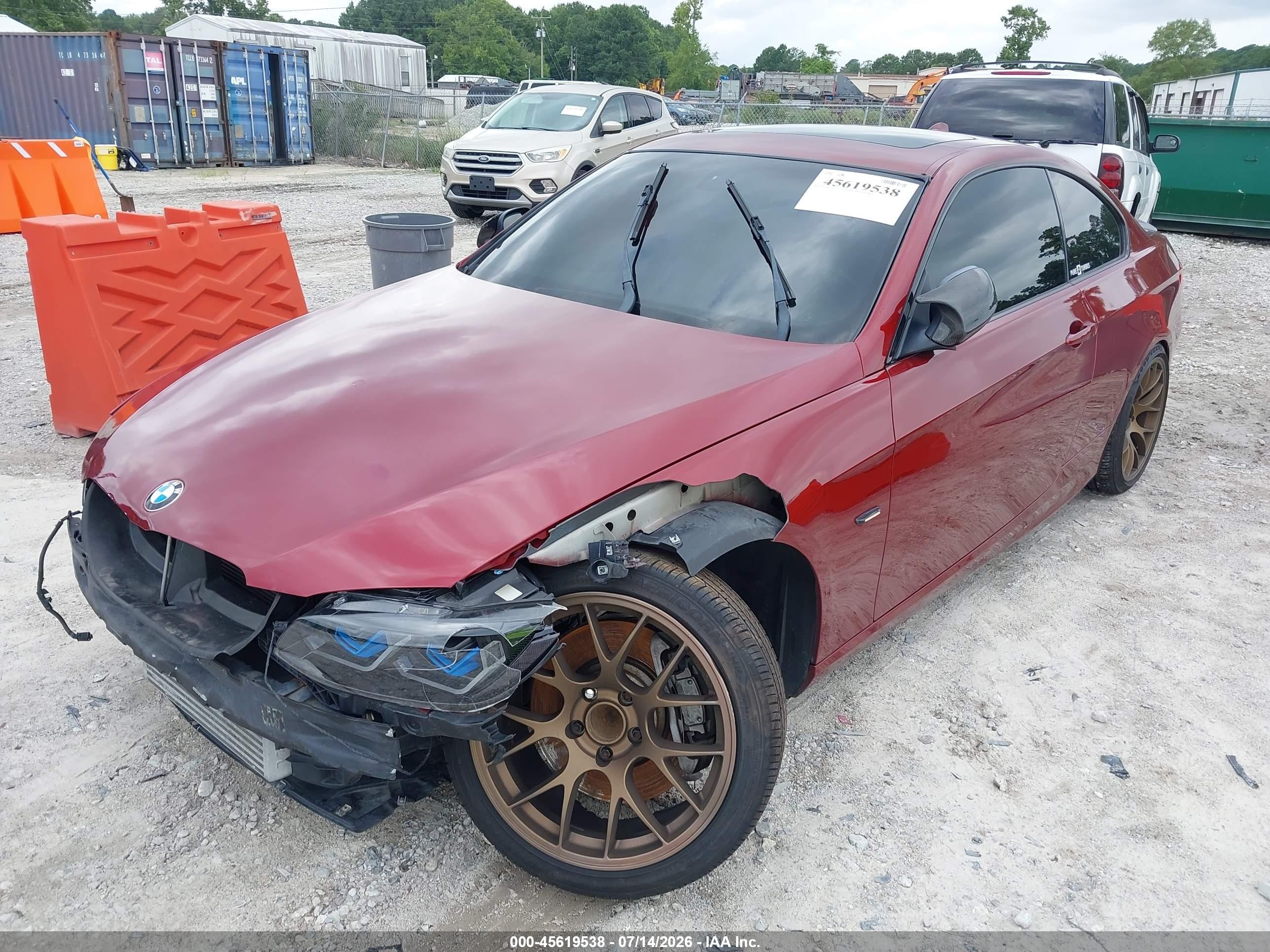 2011 Bmw 335i   Red vin: WBAKG7C50BE263631