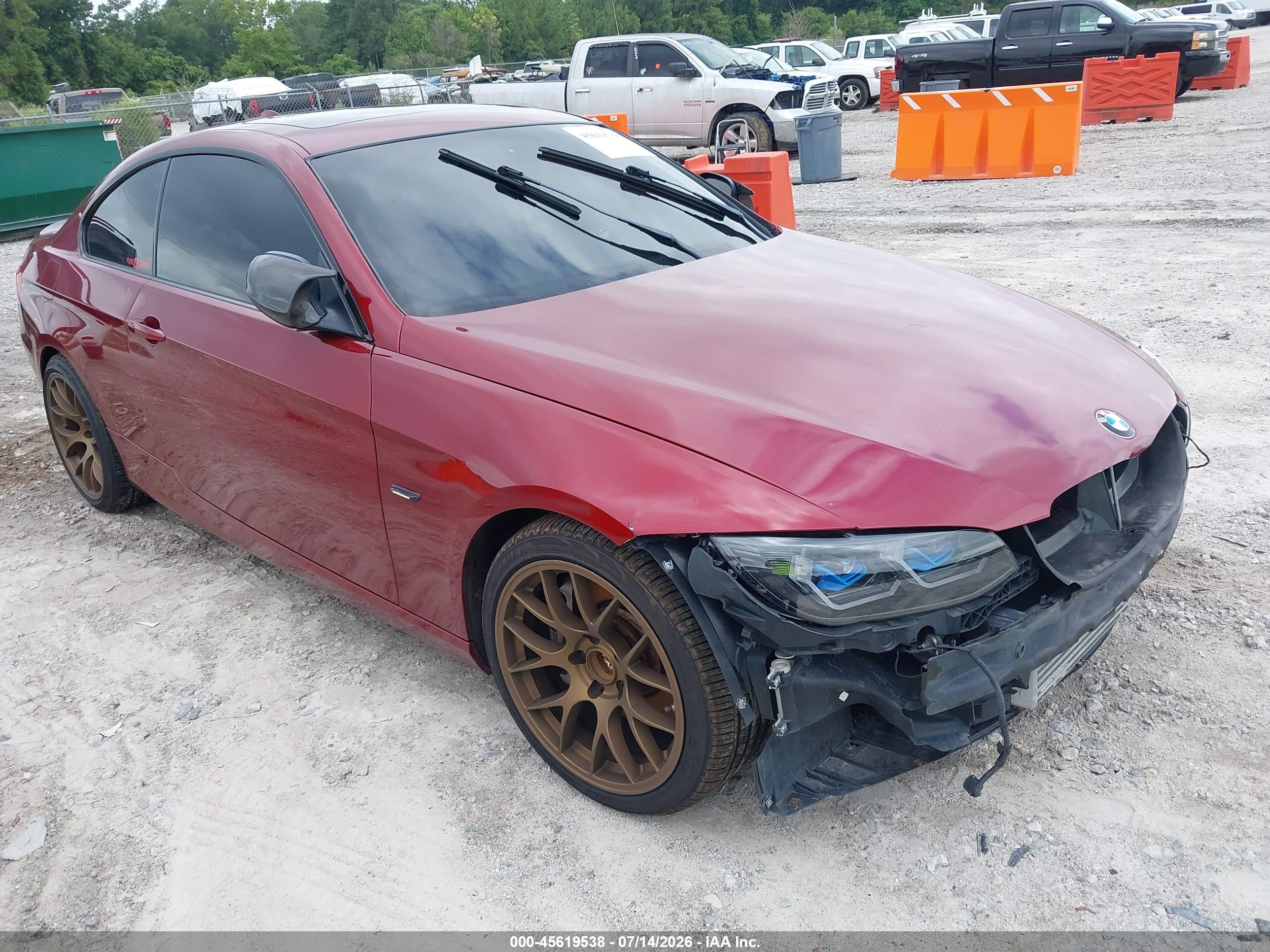 2011 Bmw 335i   Red vin: WBAKG7C50BE263631