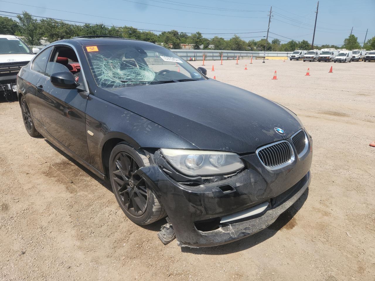 2011 Bmw 335 I Black vin: WBAKG7C51BE598445 Damage: Windshield, Broken, Replacement Required