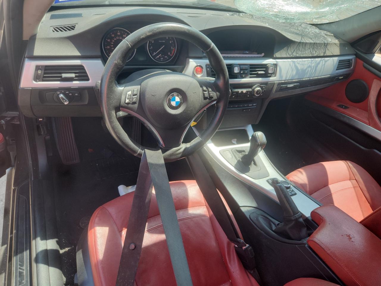2011 Bmw 335 I Black vin: WBAKG7C51BE598445 Damage: Front Center Armrest, Worn, Replacement Required