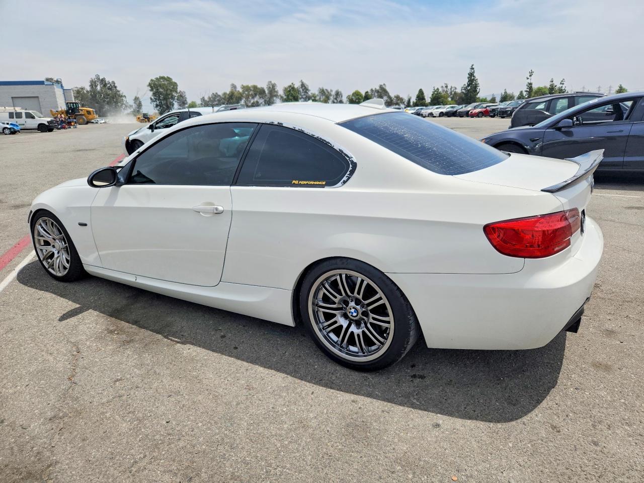 2011 Bmw 335 I White vin: WBAKG7C52BE801780