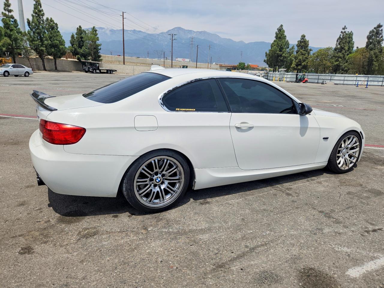2011 Bmw 335 I White vin: WBAKG7C52BE801780