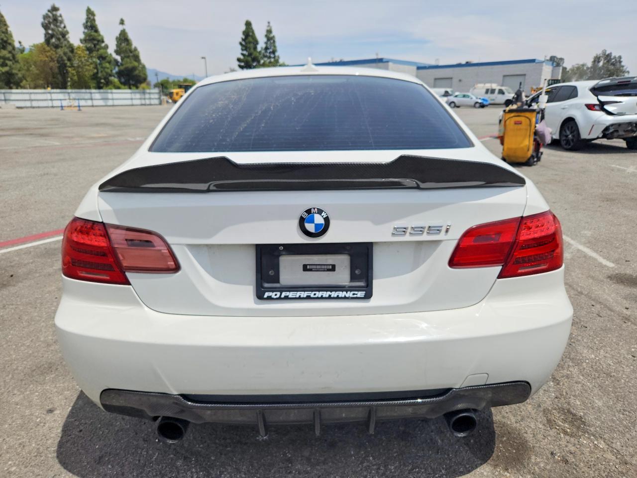 2011 Bmw 335 I White vin: WBAKG7C52BE801780