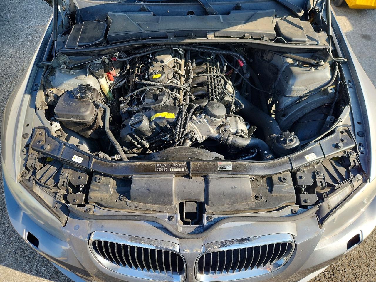 2013 Bmw 335 I Silver vin: WBAKG7C55DJ437638