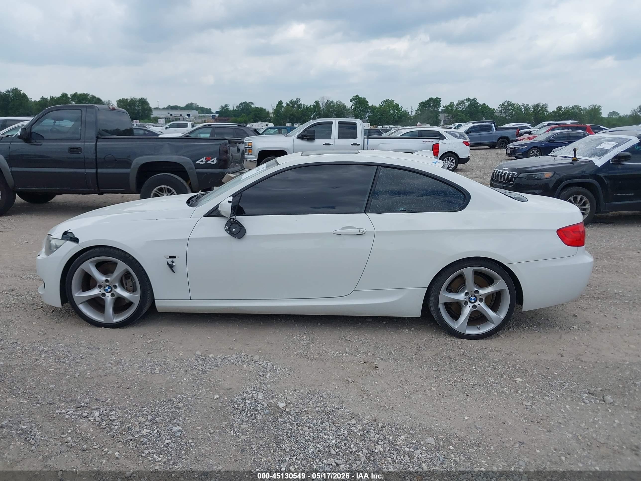 2013 Bmw 335i   White vin: WBAKG7C55DJ437994