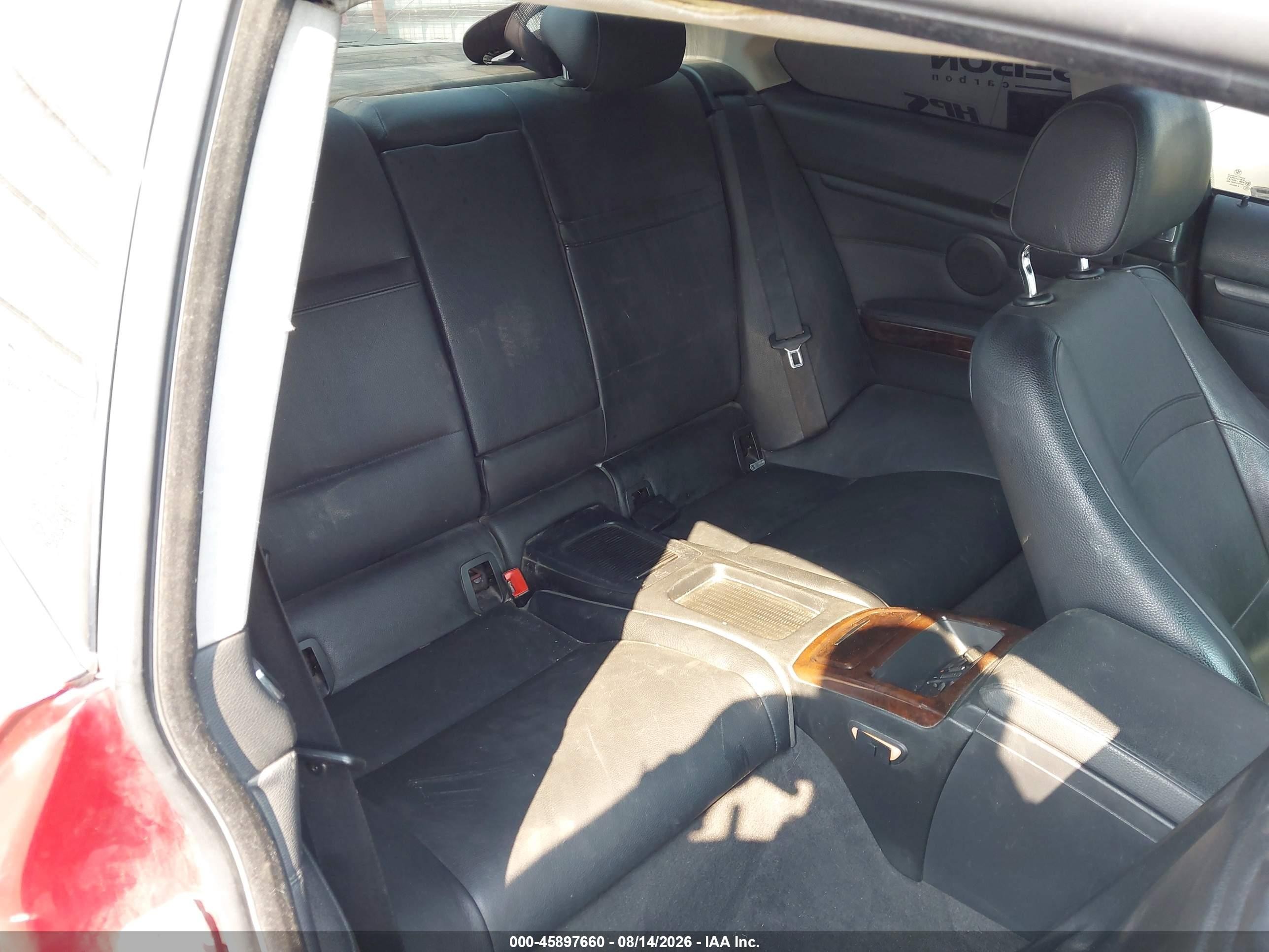 2011 Bmw 335i   Red vin: WBAKG7C58BE801945