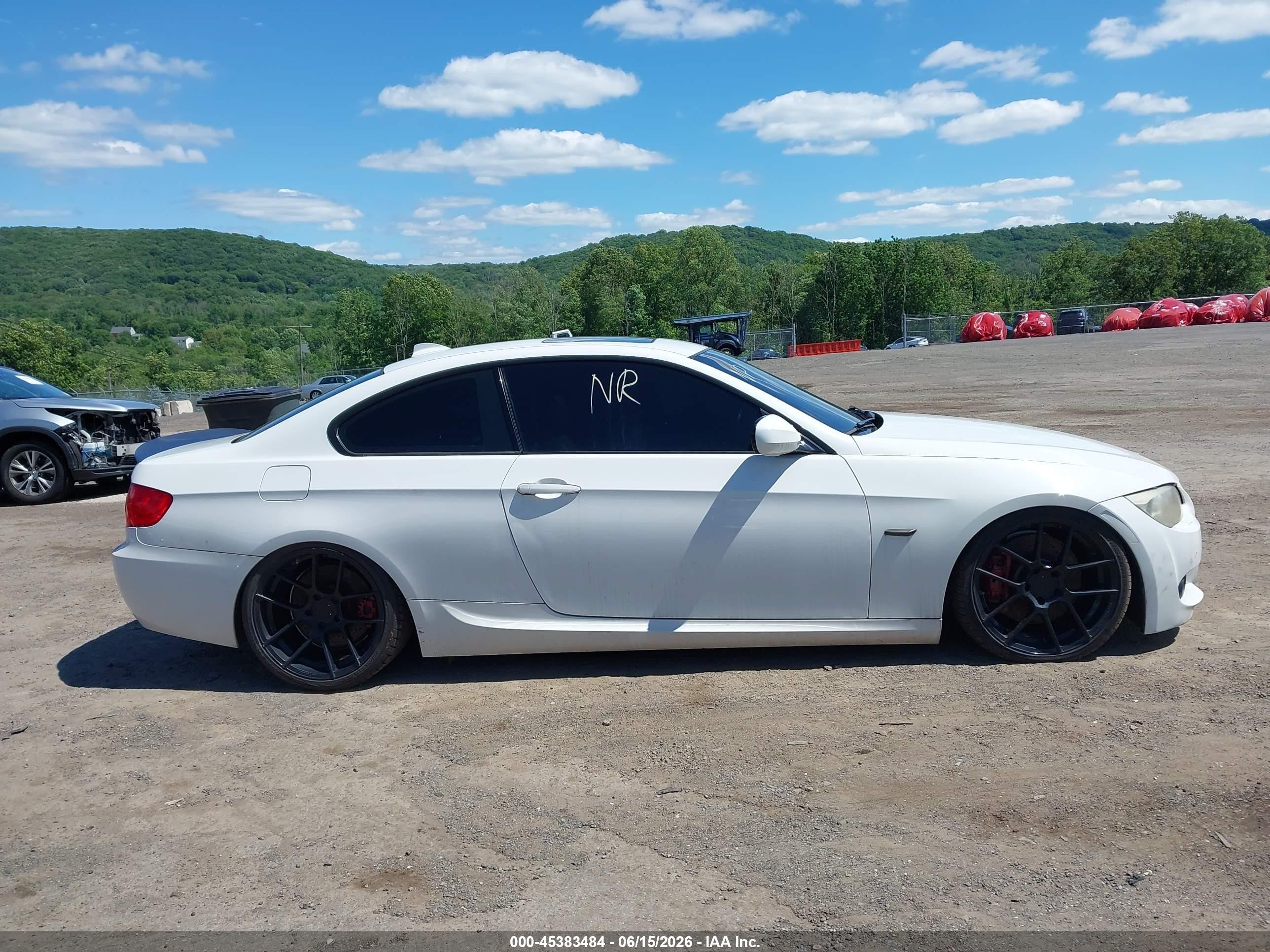 2013 Bmw 335i   White vin: WBAKG7C59DE263369