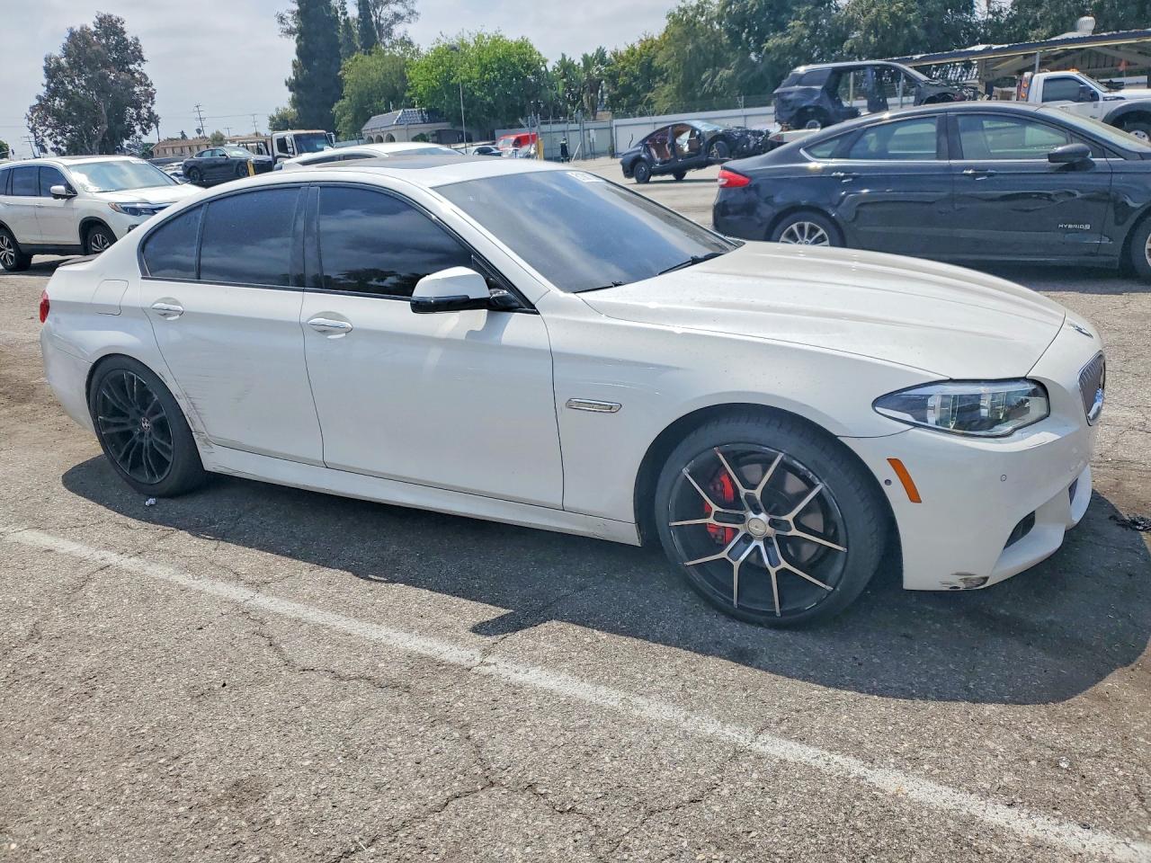 2014 Bmw 550 I Белый vin: WBAKN9C51ED681532
