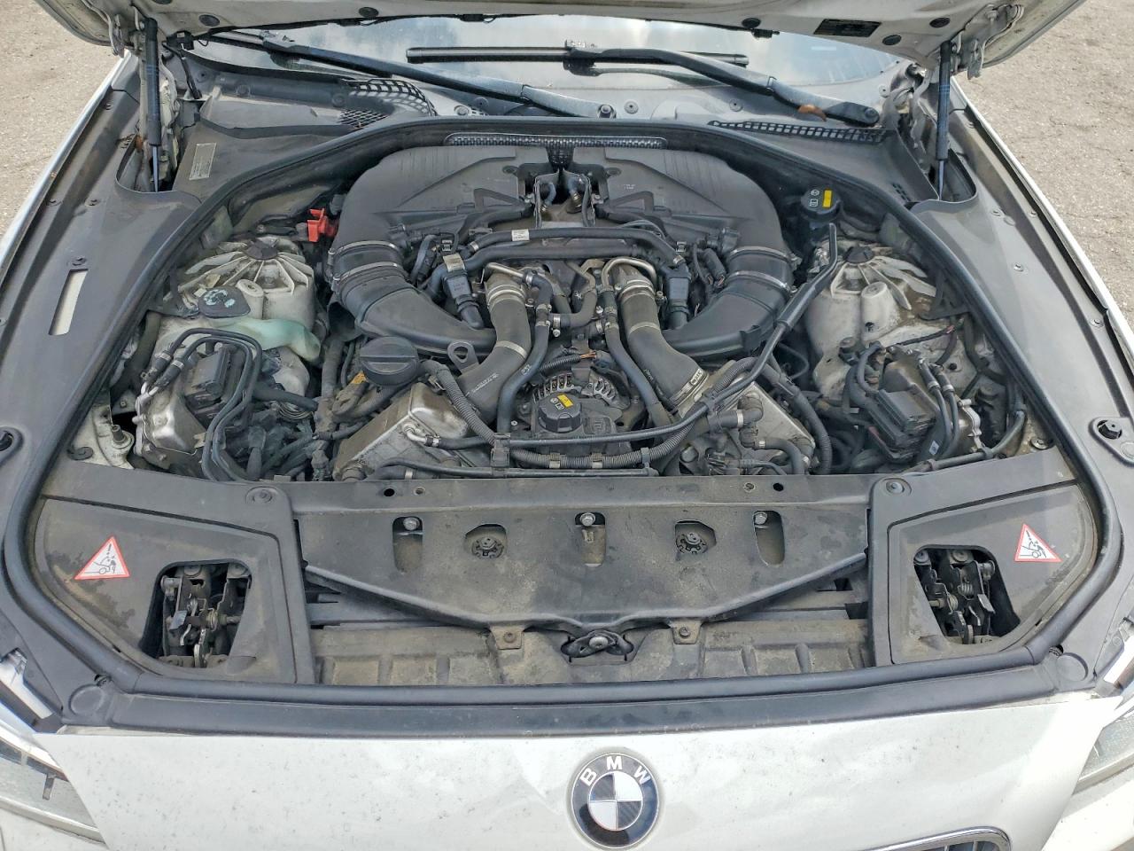 2014 Bmw 550 I Белый vin: WBAKN9C51ED681532