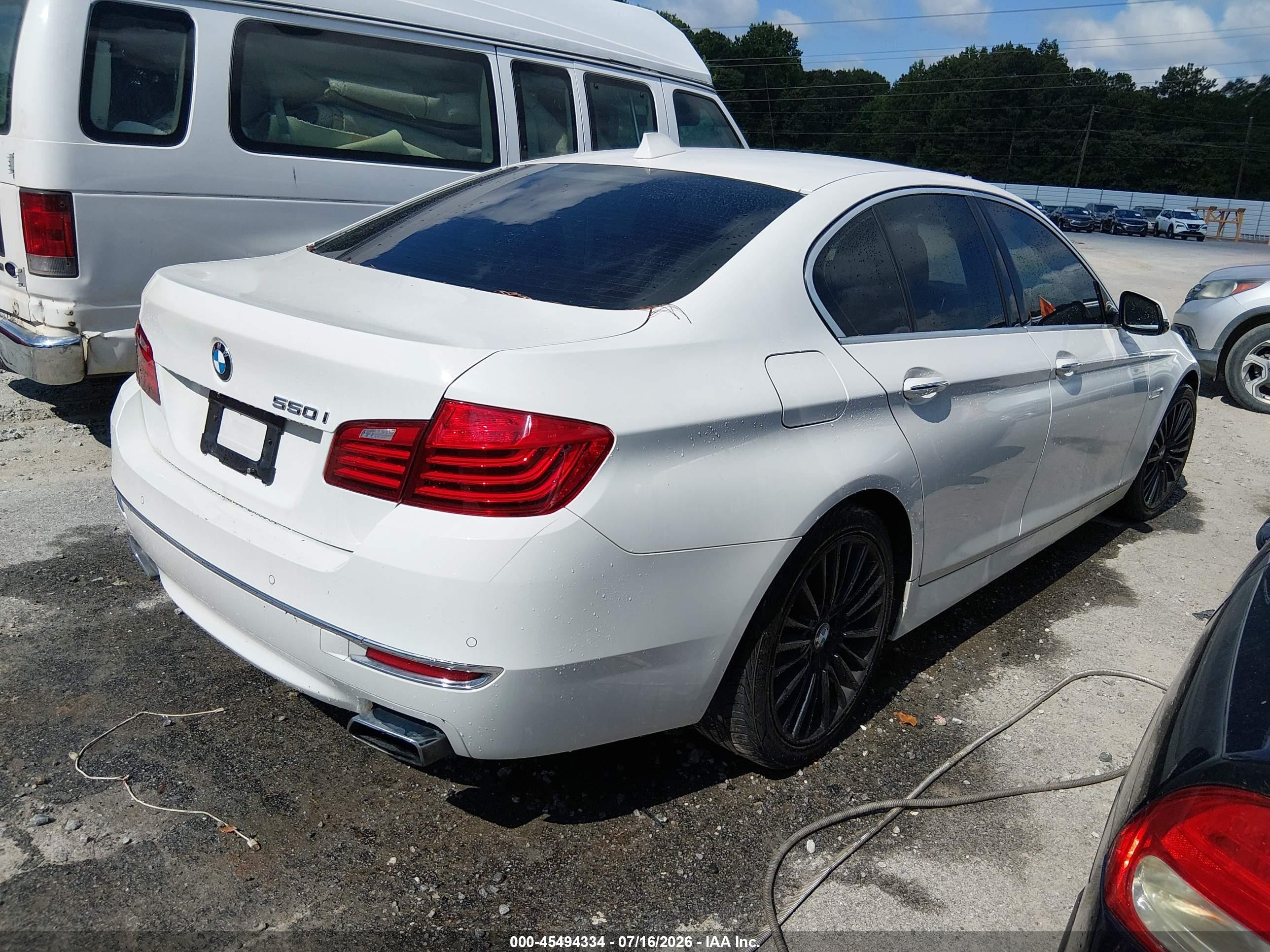 2014 Bmw 550i   White vin: WBAKN9C54ED680844