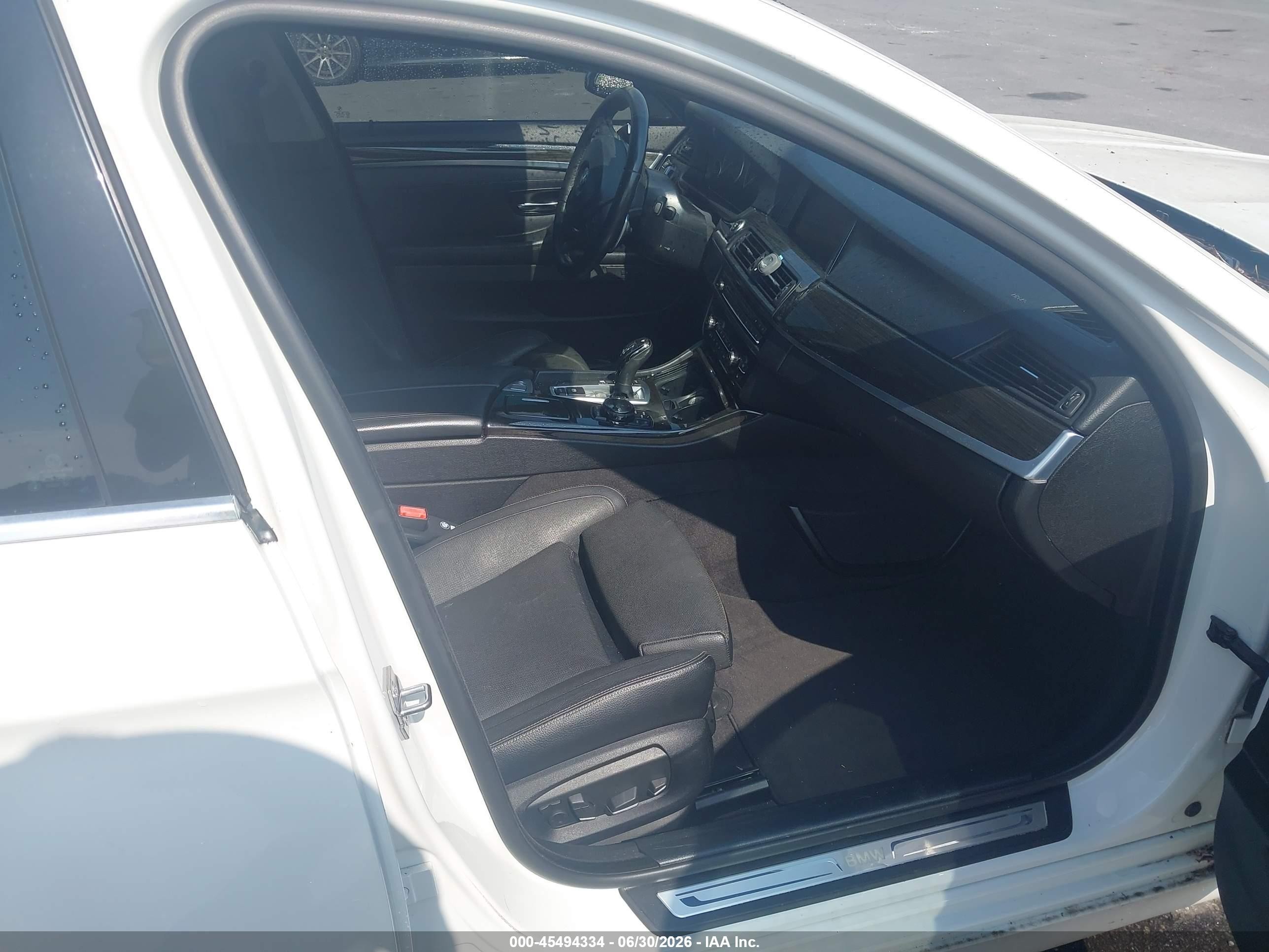 2014 Bmw 550i   White vin: WBAKN9C54ED680844