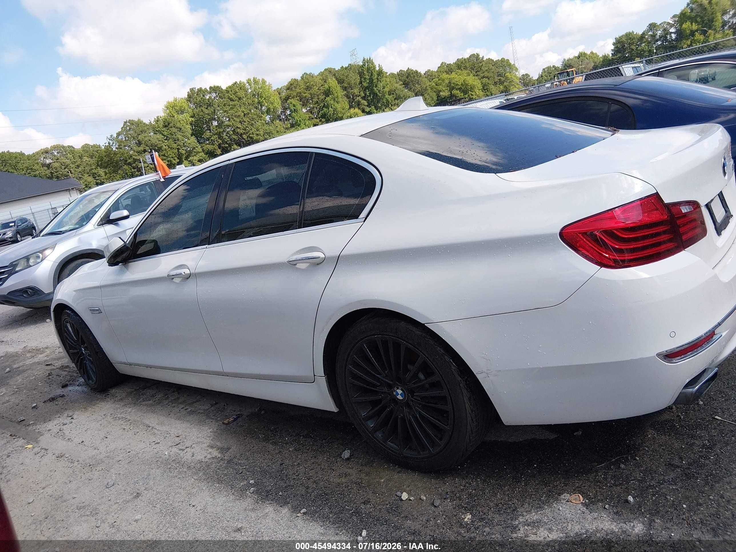 2014 Bmw 550i   White vin: WBAKN9C54ED680844