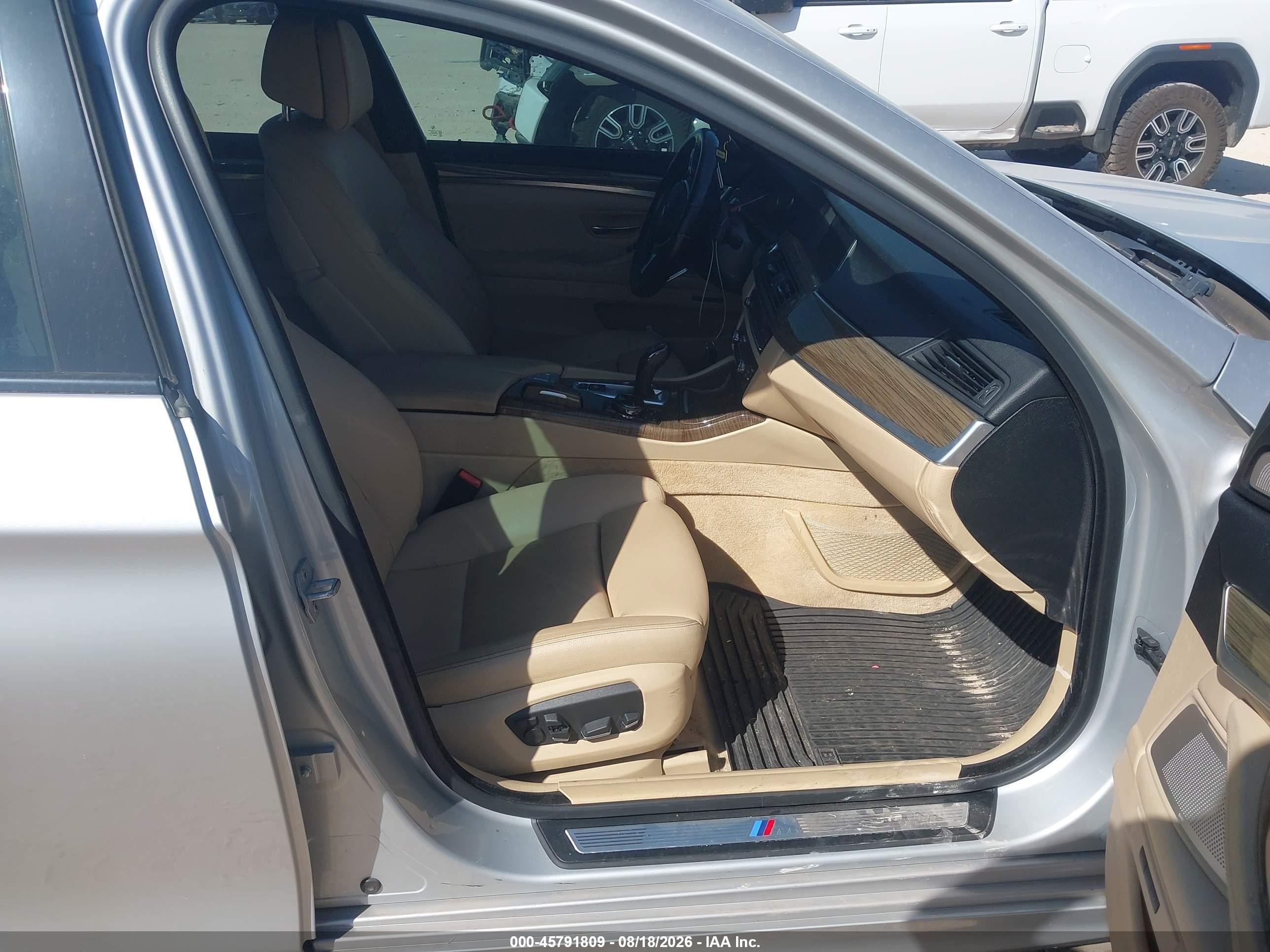 2014 Bmw 550i   Silver vin: WBAKN9C56ED000541