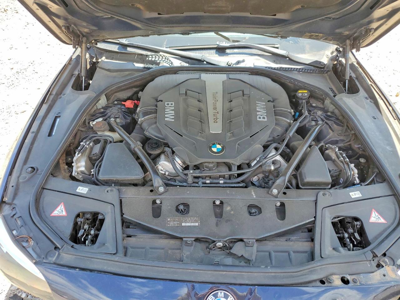 2014 Bmw 550 I Blue vin: WBAKN9C57ED682202