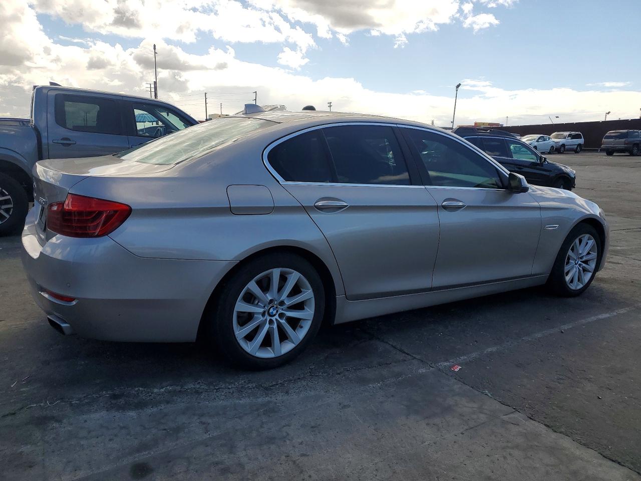2014 Bmw 550 I Silver vin: WBAKN9C5XED680797