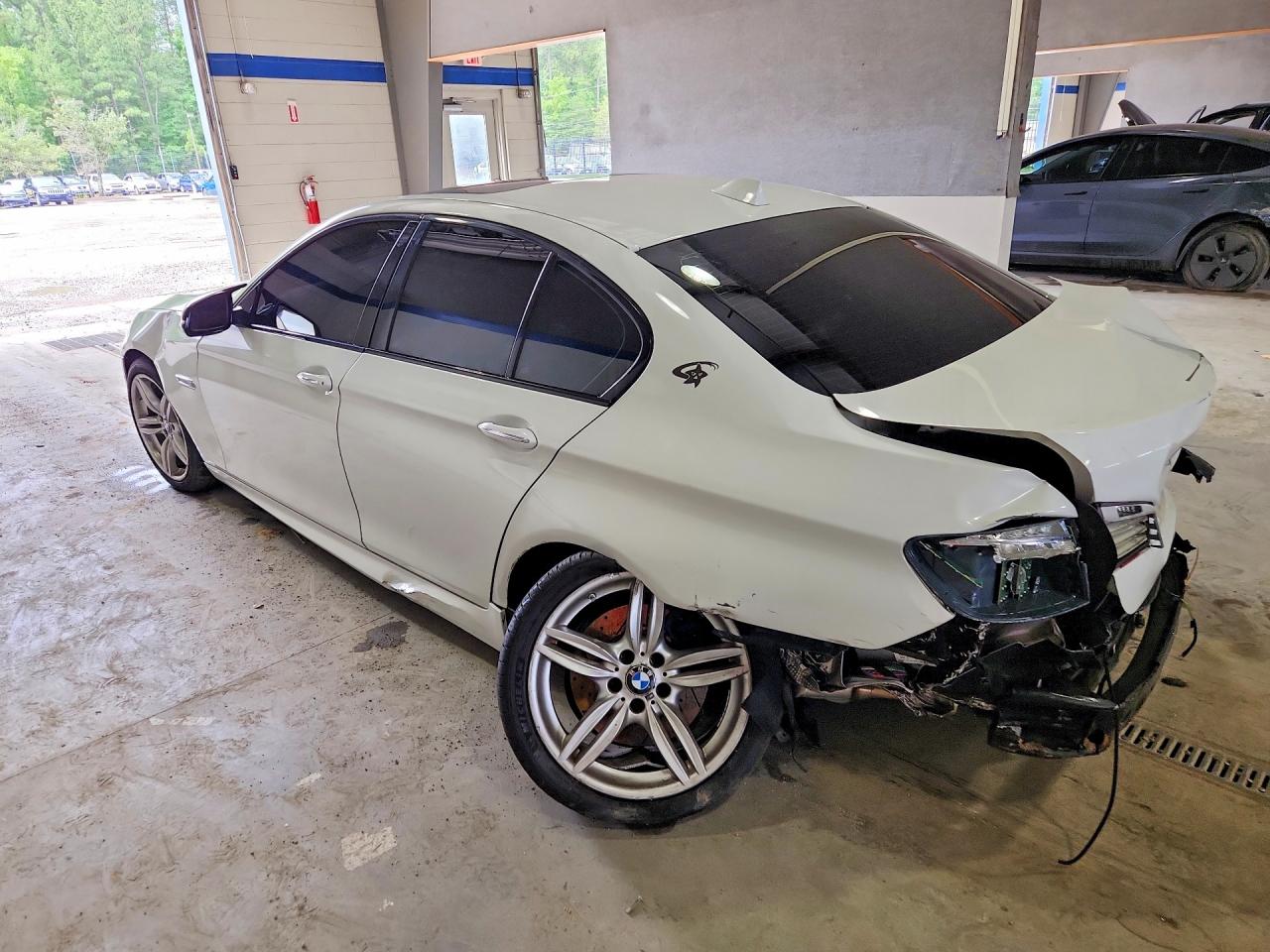 2015 Bmw 550 Xi White vin: WBAKP9C51FD693823