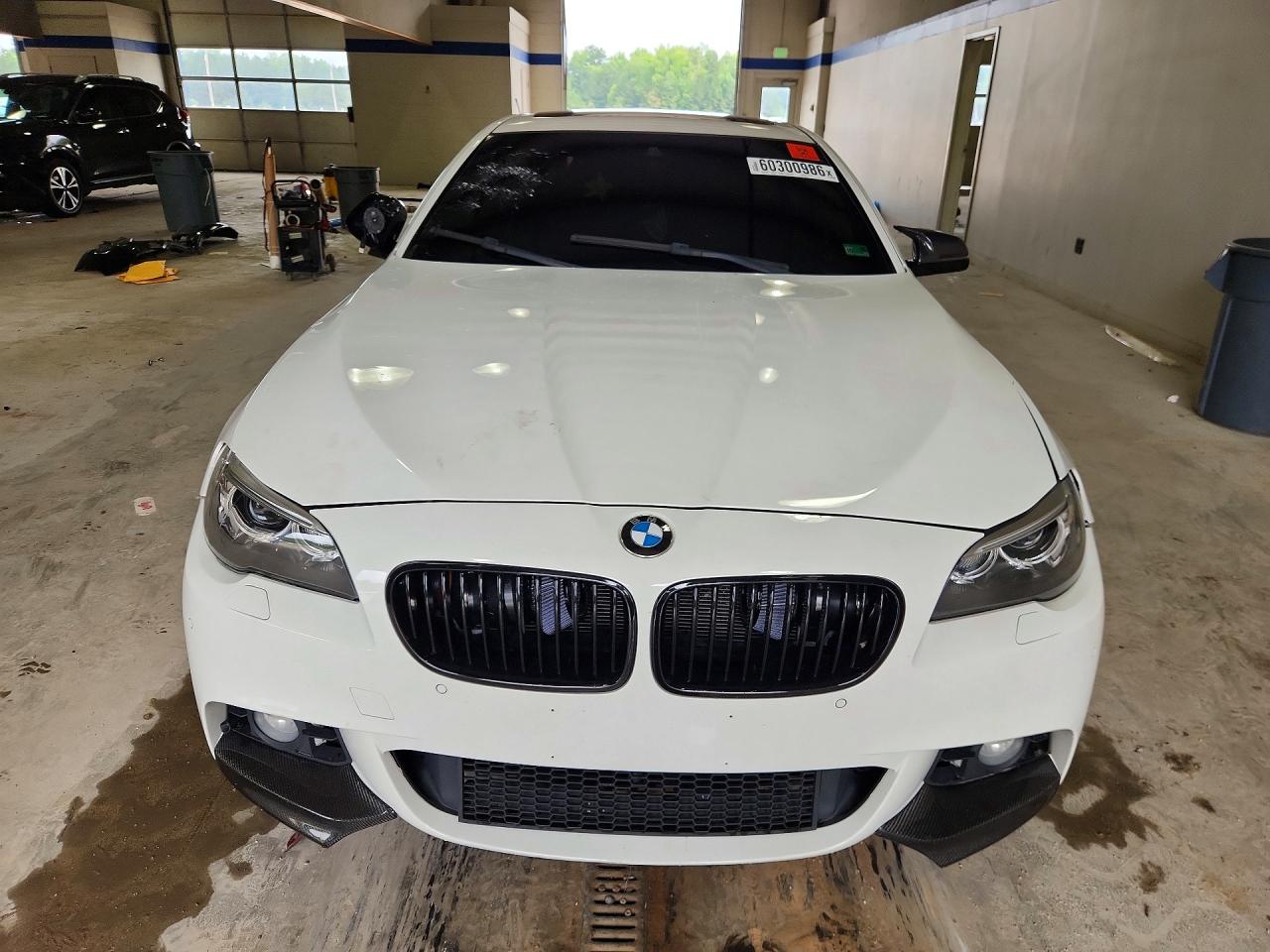 2015 Bmw 550 Xi White vin: WBAKP9C51FD693823