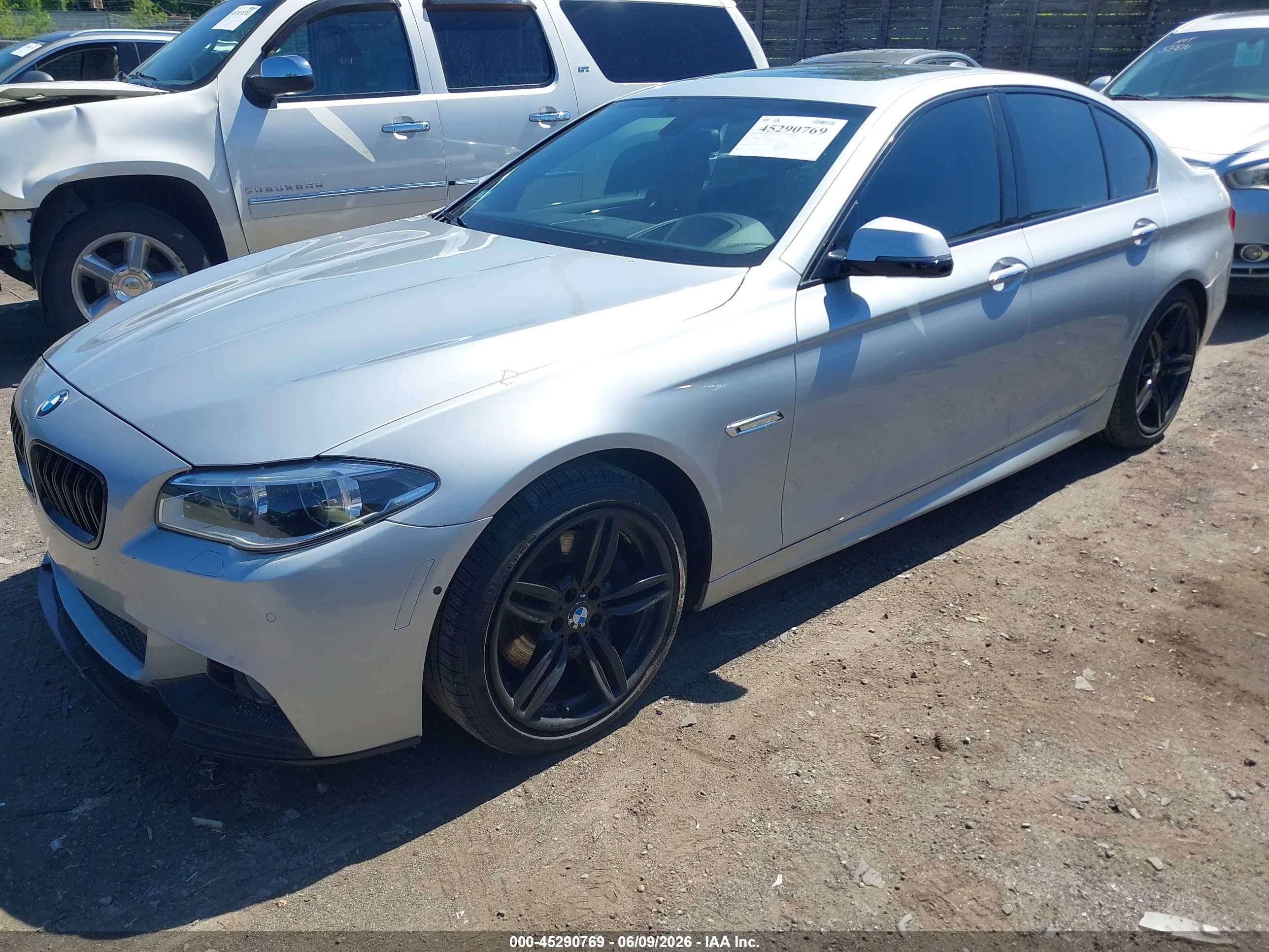 2014 Bmw 550i Xdrive Серебряный vin: WBAKP9C52ED693473